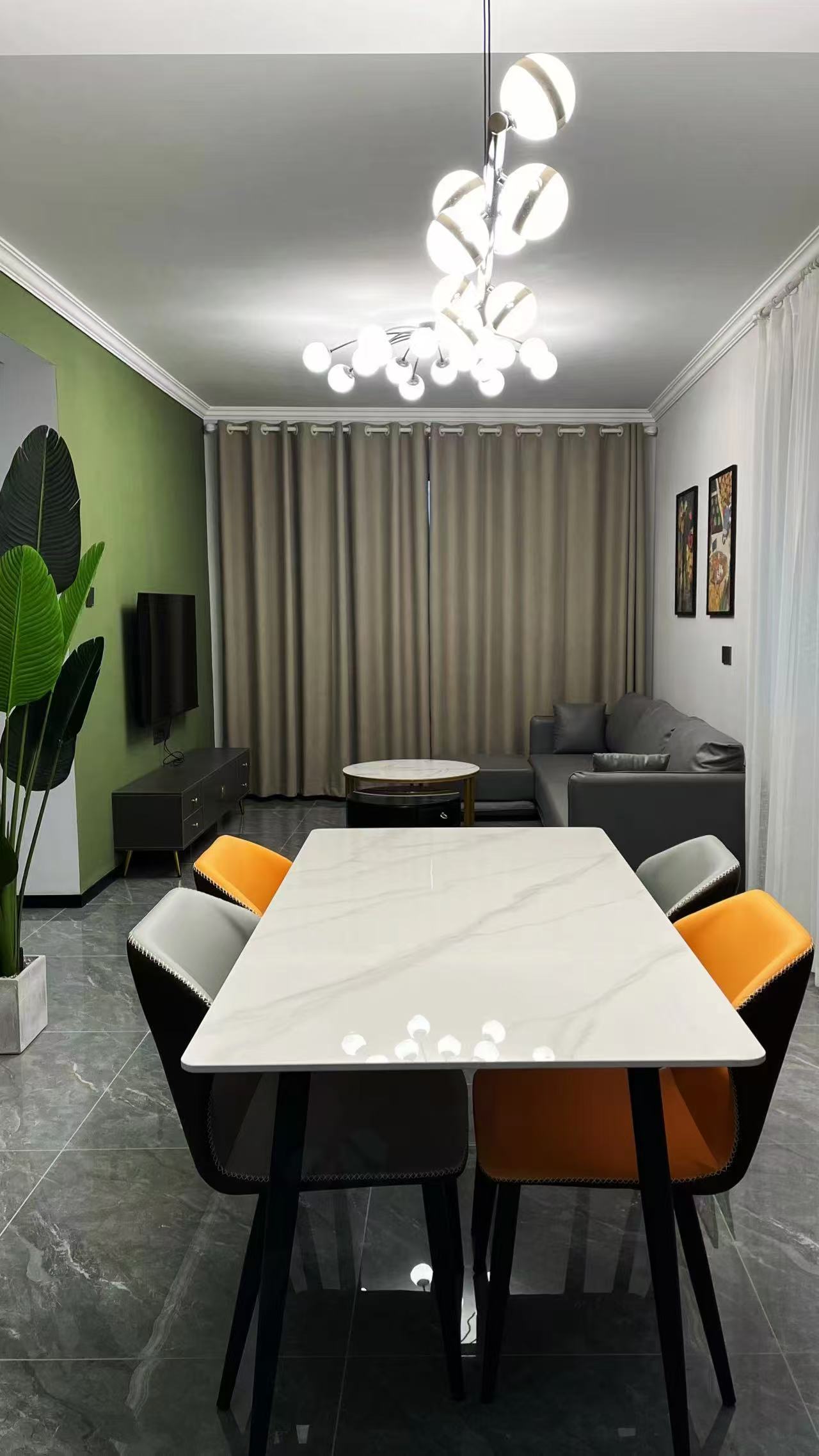 吉泰园安置小区  3室2厅1卫    2900.0元/月 吉泰园安置小区  3室2厅1卫    2900.0元/月户型图