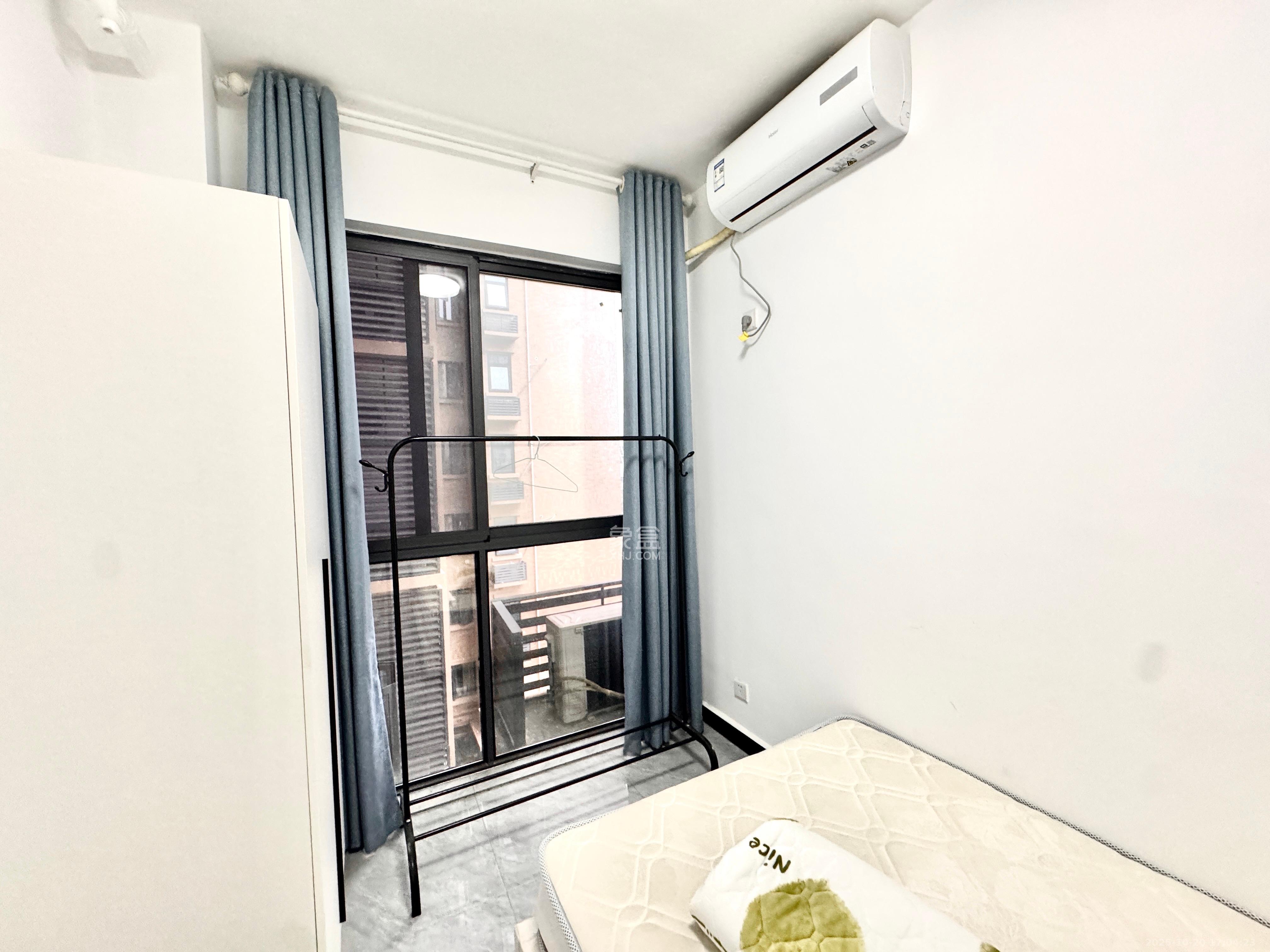 中南红领邦（红星嘉和苑）  1室0厅0卫    2200.0元/月室内图