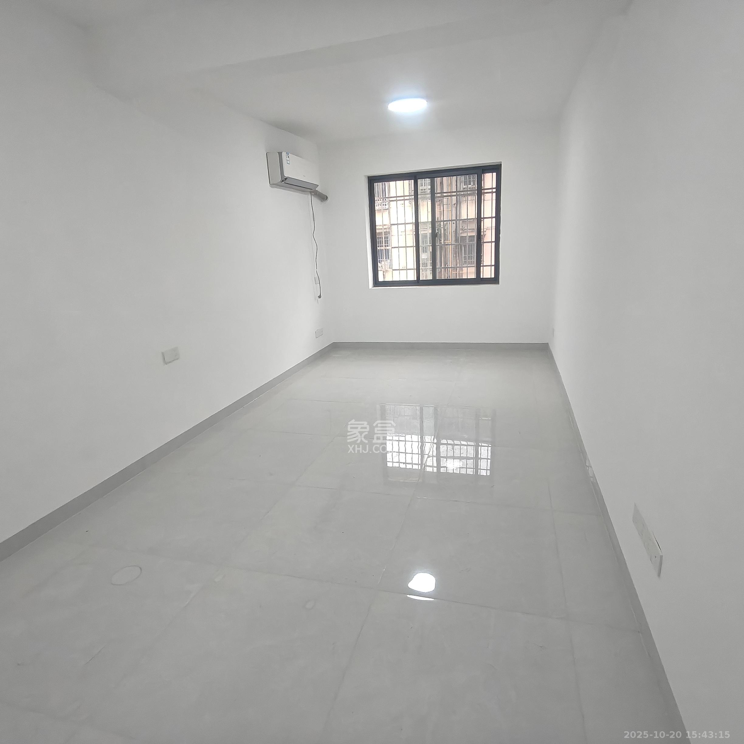 荷花园邮政物流公司单位宿舍 1室0厅0卫 2000.0元/月 荷花园邮政物流公司单位宿舍 1室0厅0卫 2000.0元/月室内图