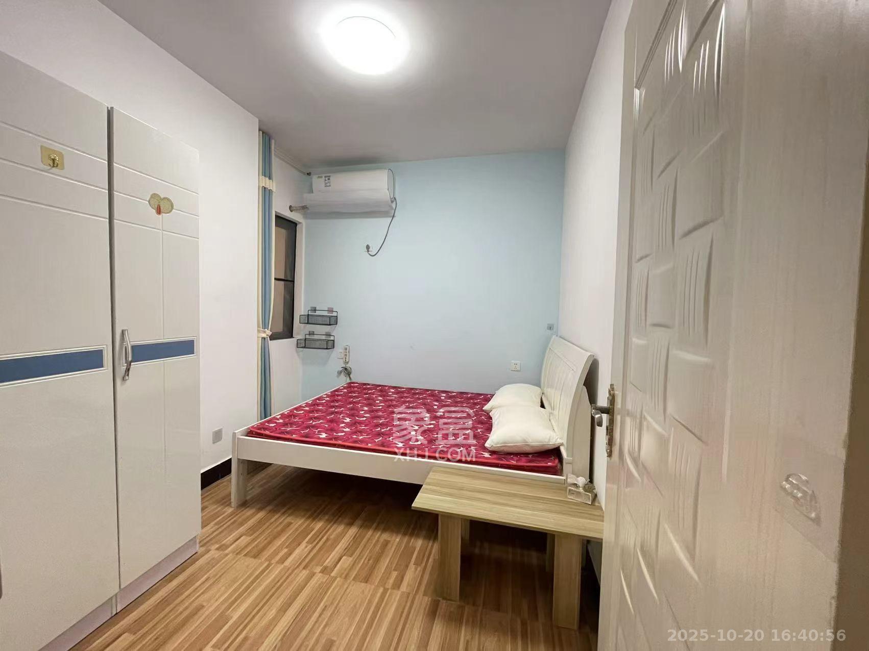 爵世名邸东湖(东湖壹号企业总部基地) 3室2厅1卫 2300.0元/月 爵世名邸东湖(东湖壹号企业总部基地) 3室2厅1卫 2300.0元/月室内图