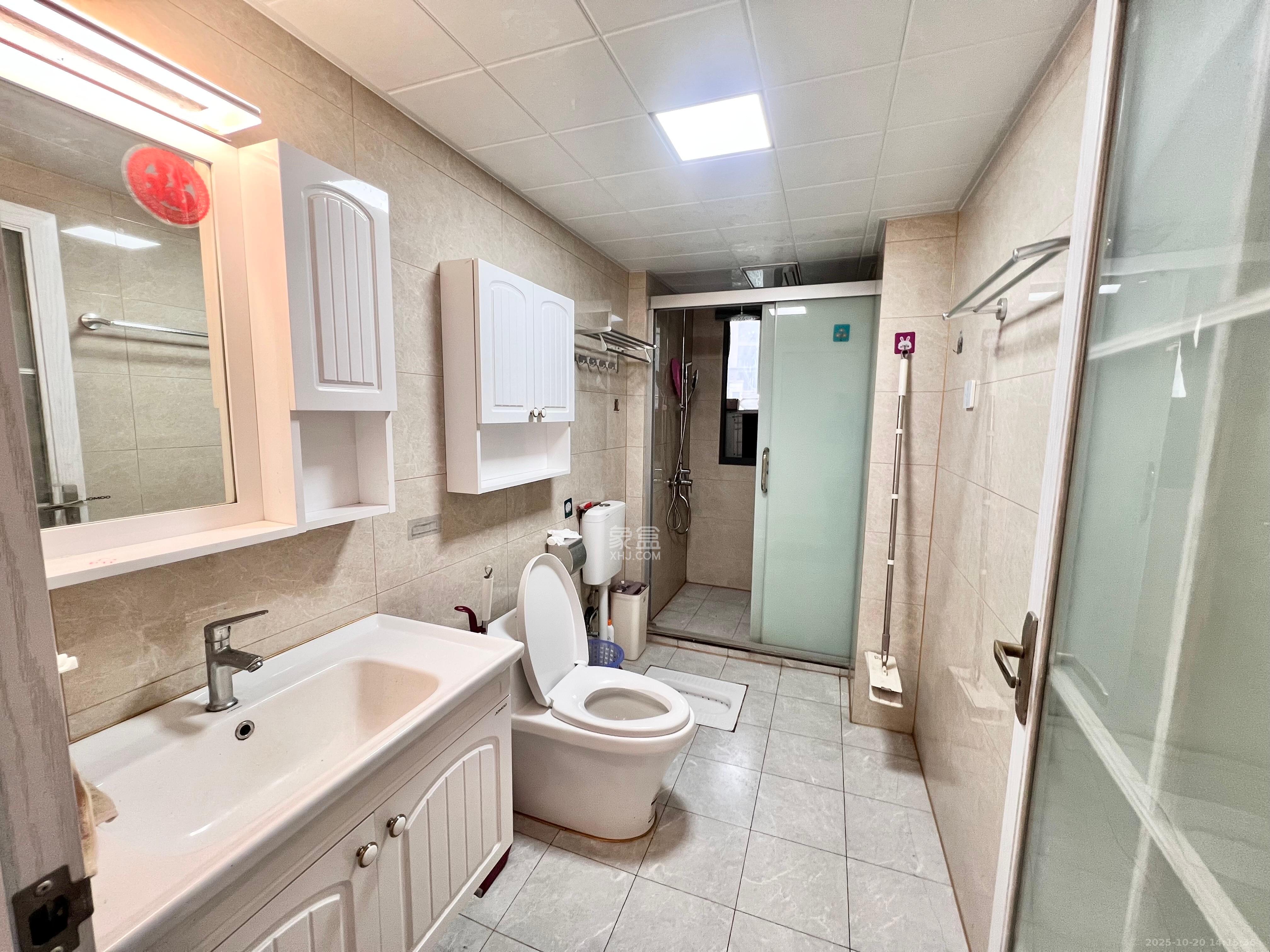 红星国际公馆 4室2厅1卫 3500.0元/月 红星国际公馆 4室2厅1卫 3500.0元/月室内图