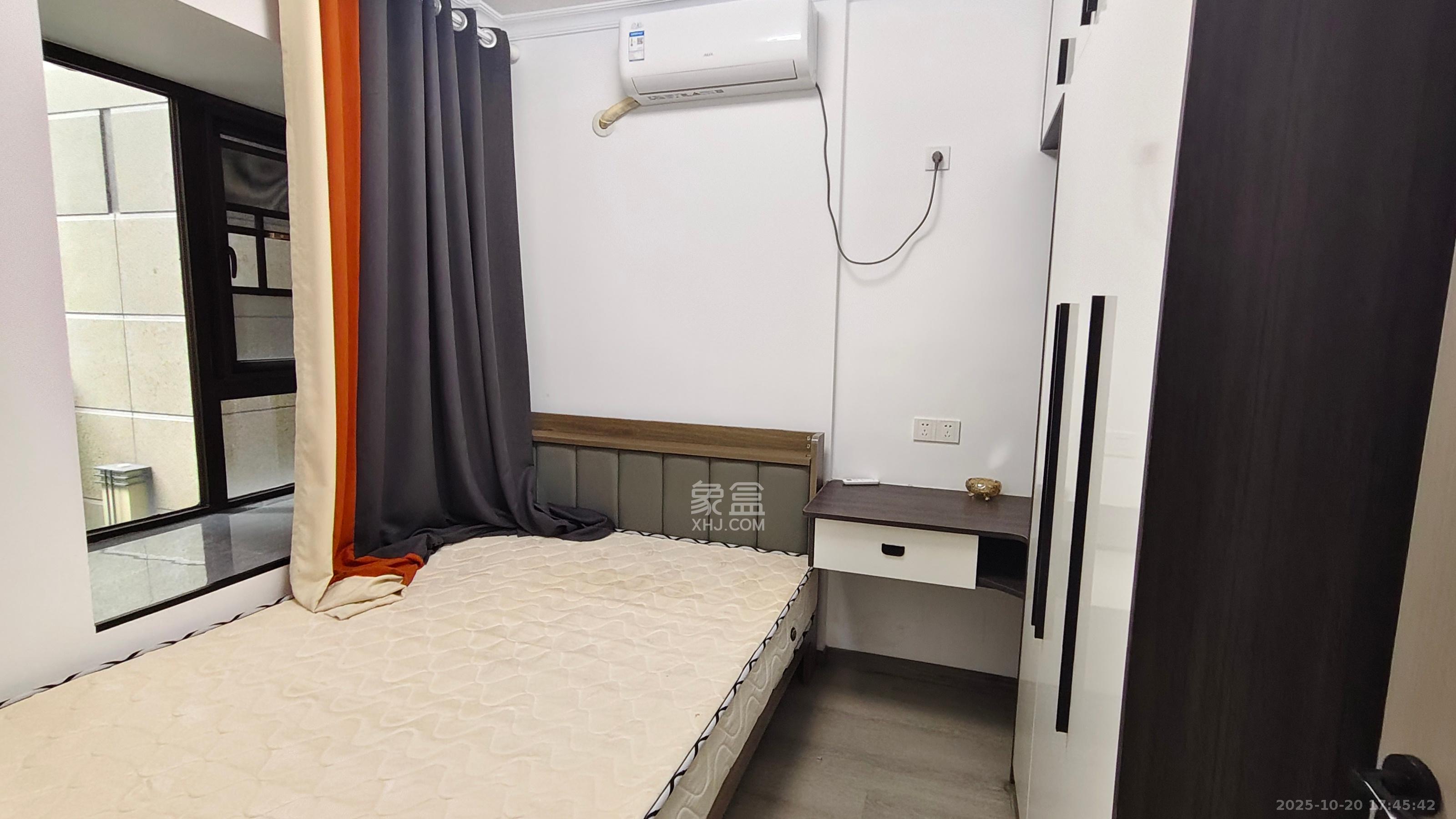 保利大都汇一期、二期  3室2厅2卫    3988.0元/月 保利大都汇一期、二期  3室2厅2卫    3988.0元/月室内图