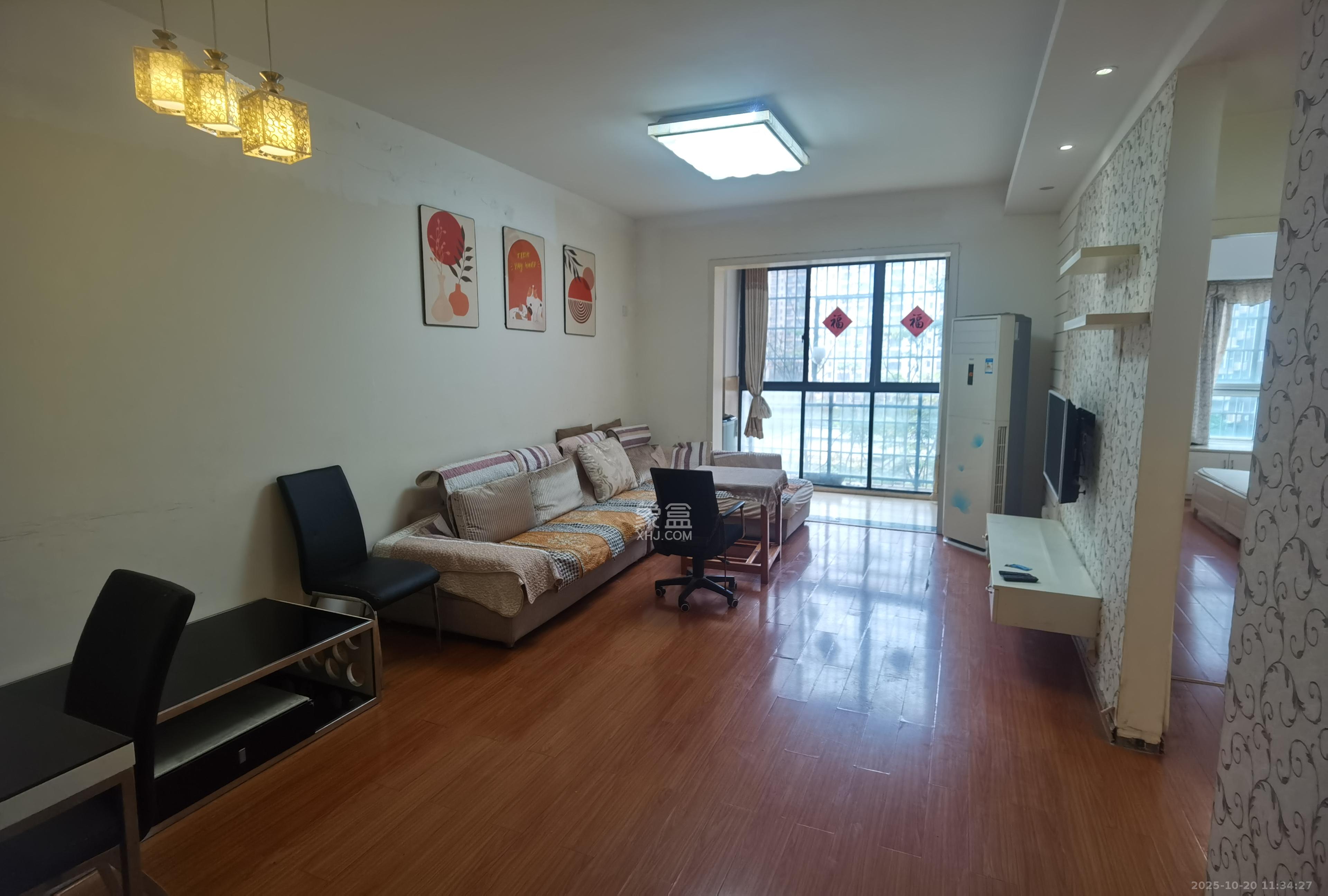 湘府十城(汇财御景湾新寓,汇财国际)  3室1厅1卫    2100.0元/月 湘府十城(汇财御景湾新寓,汇财国际)  3室1厅1卫    2100.0元/月室内图