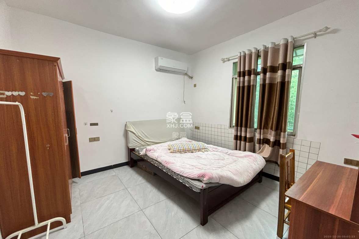 朝阳一、二村  2室1厅1卫    1900.0元/月 朝阳一、二村  2室1厅1卫    1900.0元/月室内图