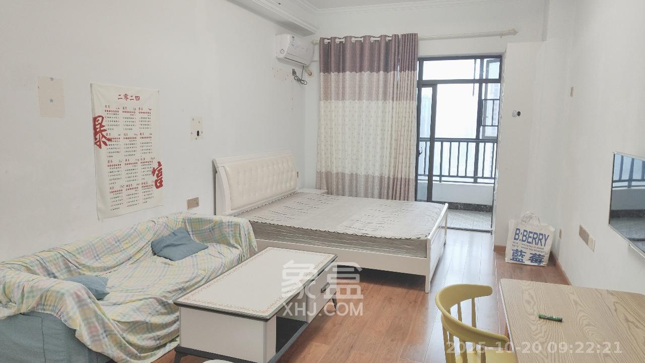 梅溪国际公寓(步步高新天地)  1室1厅1卫    1500.0元/月 梅溪国际公寓(步步高新天地)  1室1厅1卫    1500.0元/月室内图