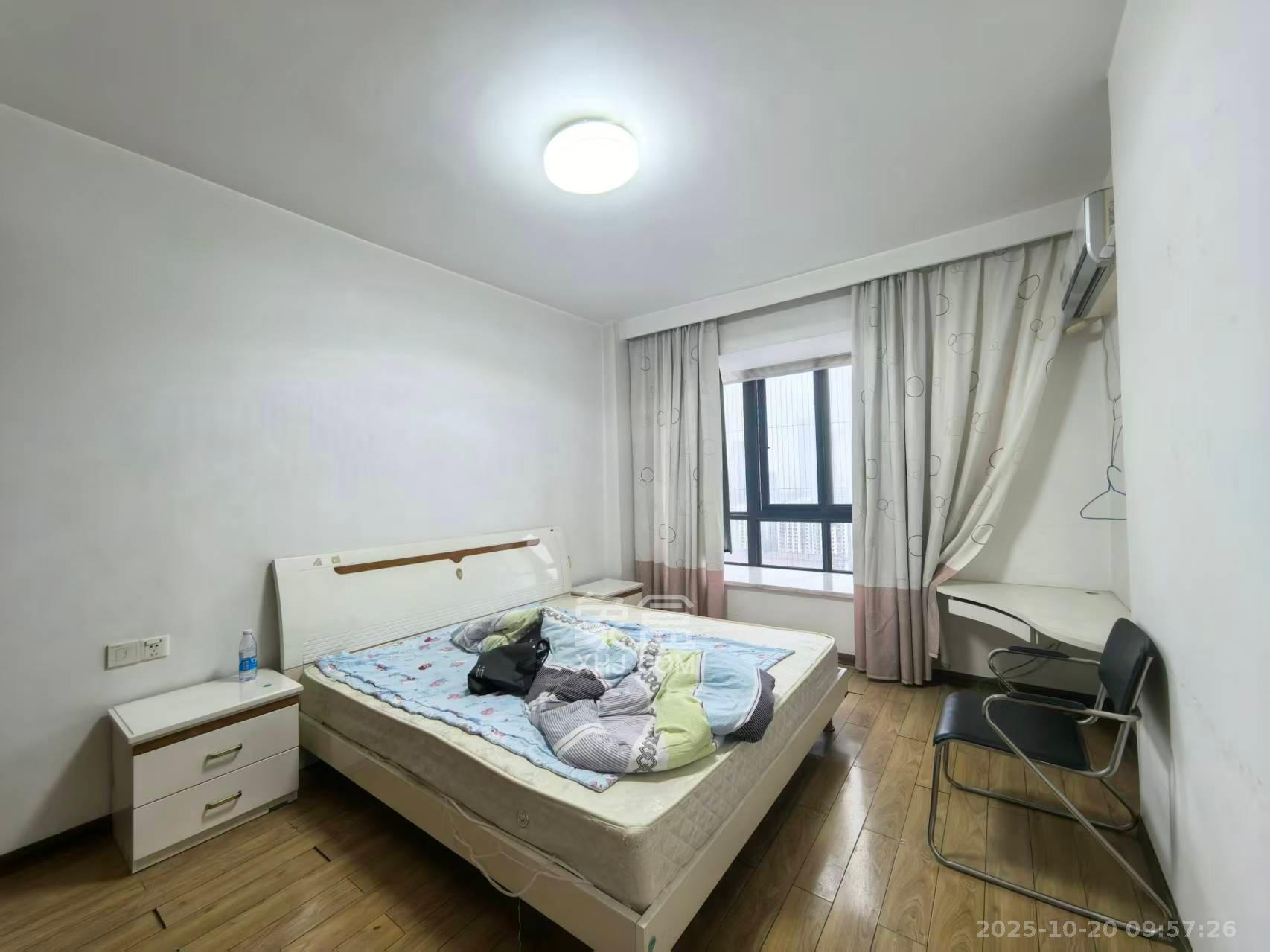 浏阳河畔家园  2室1厅1卫    2200.0元/月室内图