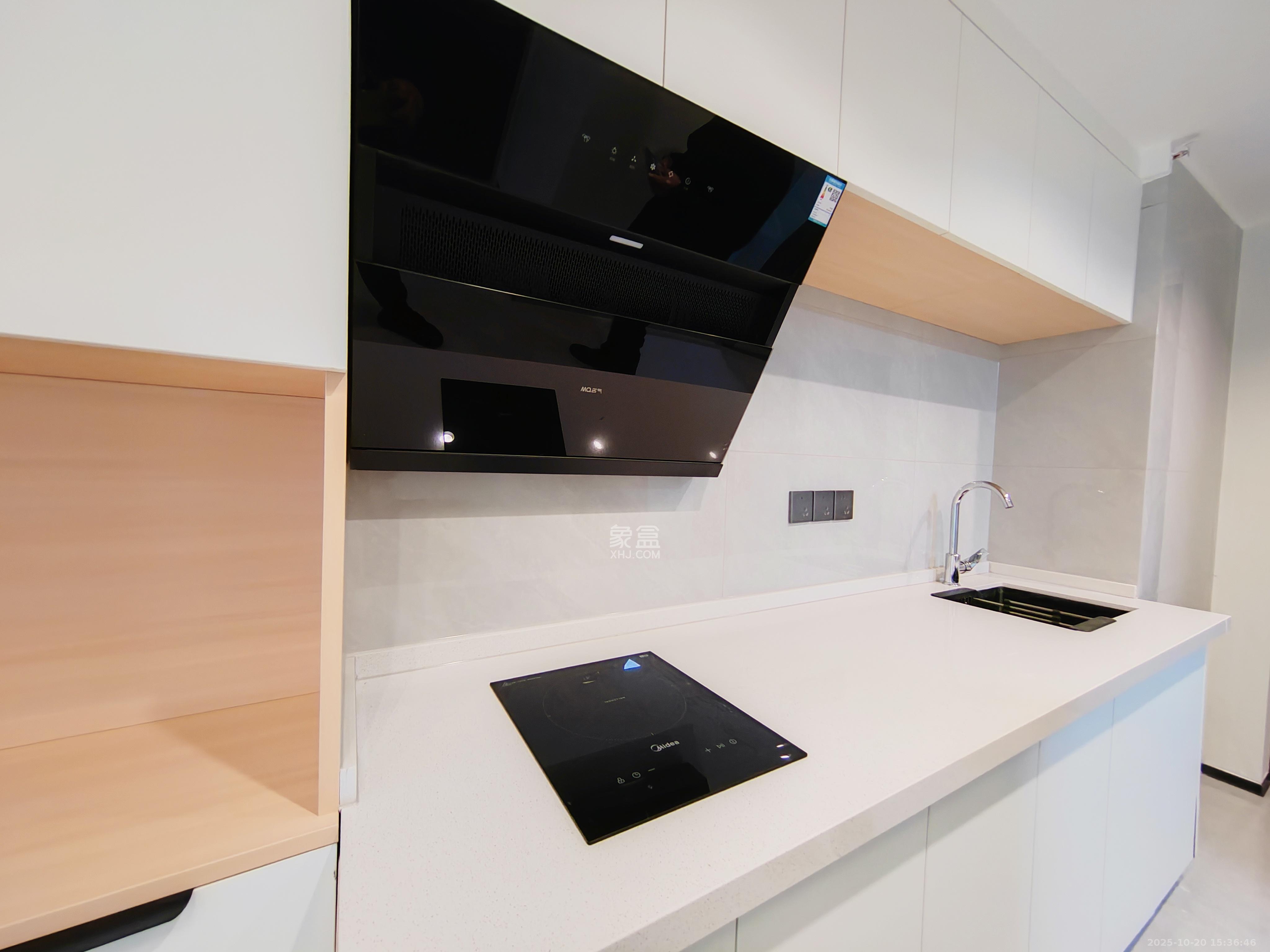 卓越中寰 2室1厅1卫 2800.0元/月 卓越中寰 2室1厅1卫 2800.0元/月室内图