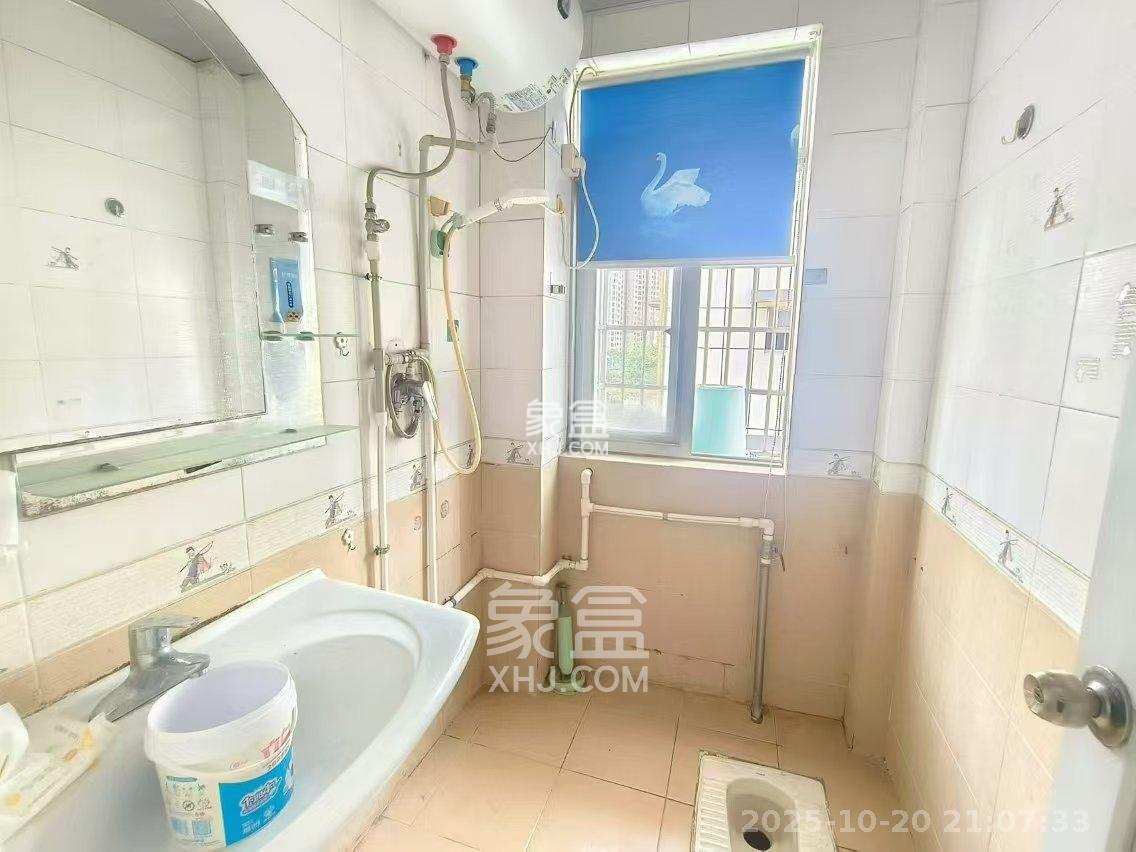 人造板厂宿舍(新河北堤1号)  3室2厅1卫    2100.0元/月 人造板厂宿舍(新河北堤1号)  3室2厅1卫    2100.0元/月室内图