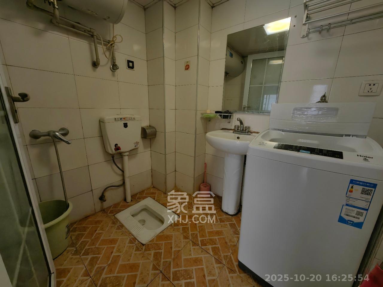 中山大厦（广阔大厦）  1室1厅1卫    1400.0元/月室内图