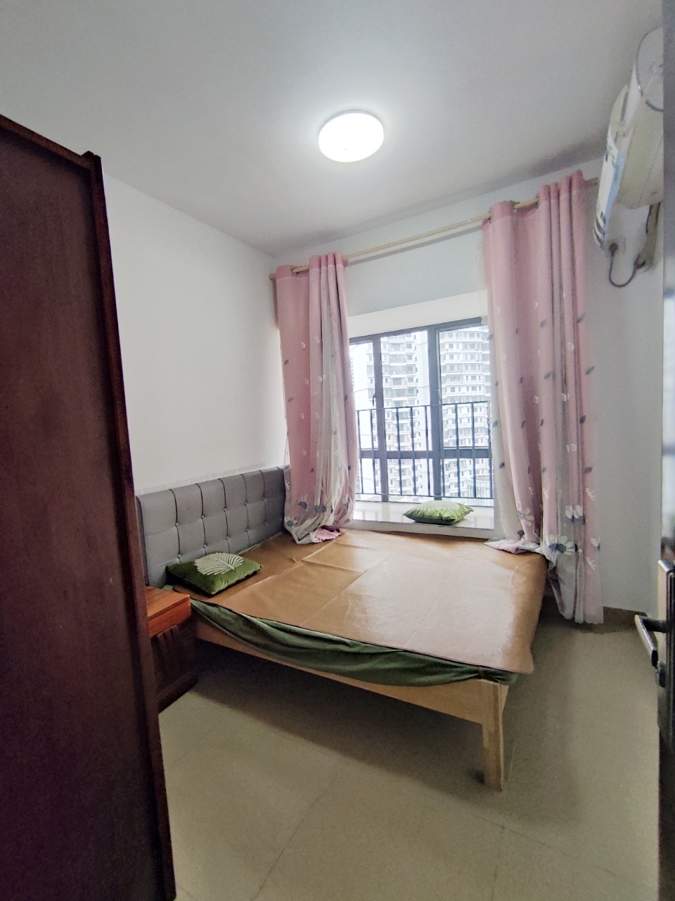 冠盛天海园 3室2厅1卫 2800.0元/月 冠盛天海园 3室2厅1卫 2800.0元/月室内图