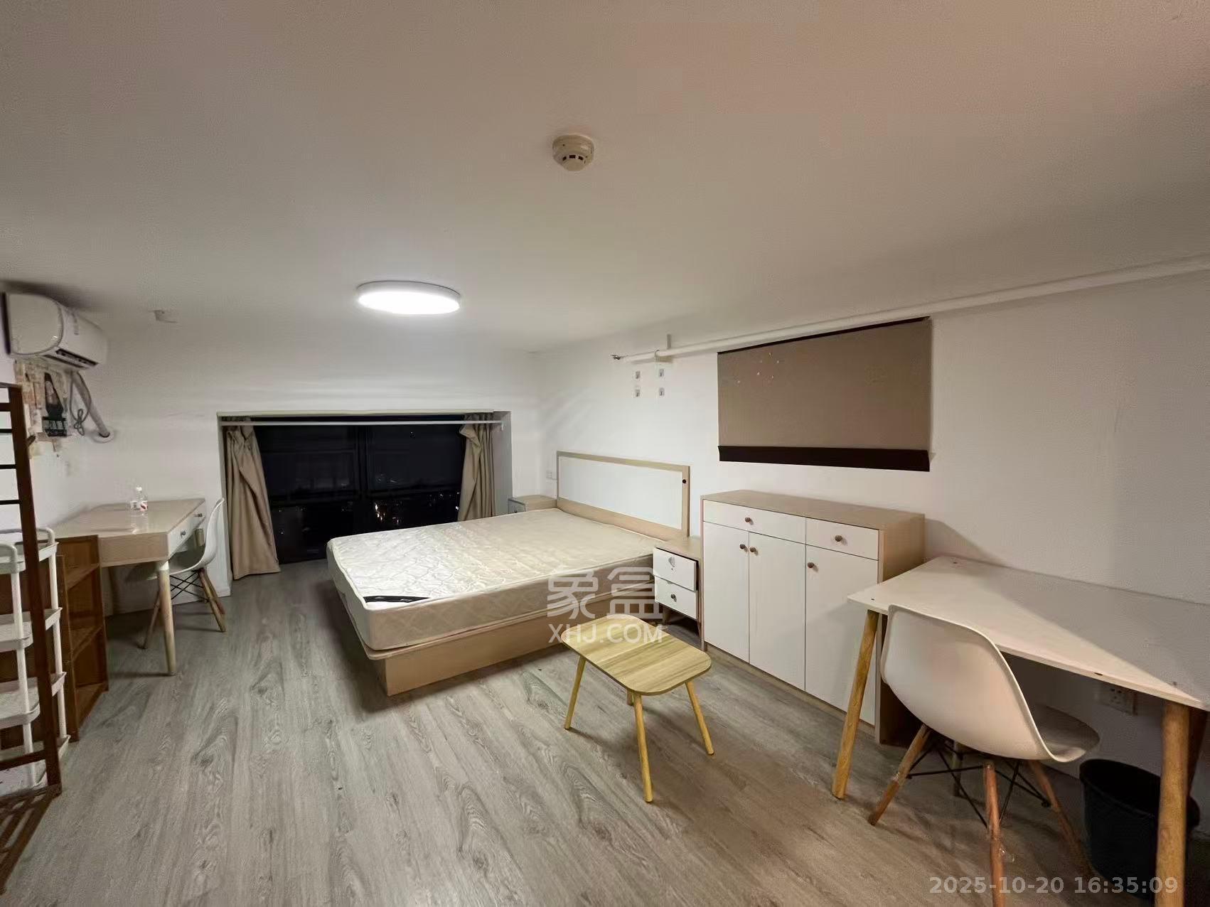 龙湖新壹城 1室1厅1卫 1400.0元/月 龙湖新壹城 1室1厅1卫 1400.0元/月室内图