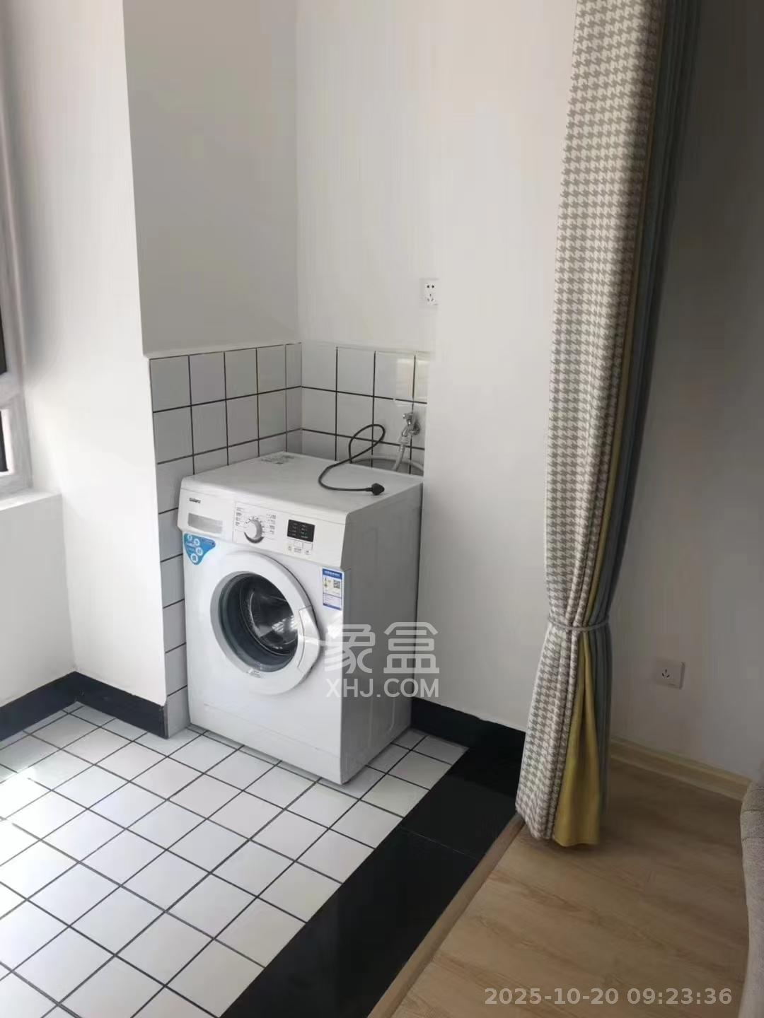 梅溪湖合能璞丽  3室2厅2卫    2400.0元/月室内图