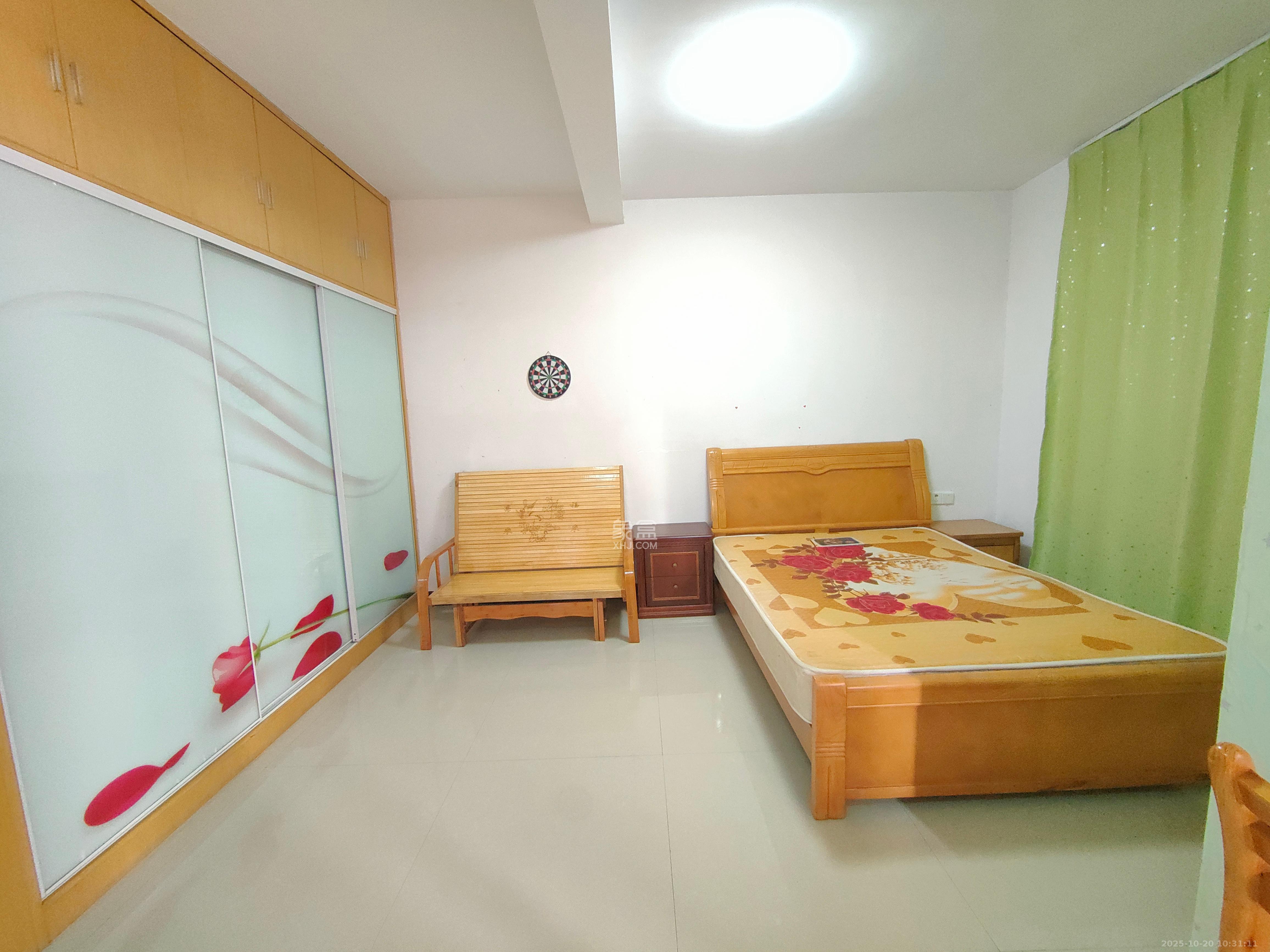 天城尚品  1室1厅1卫    1600.0元/月室内图