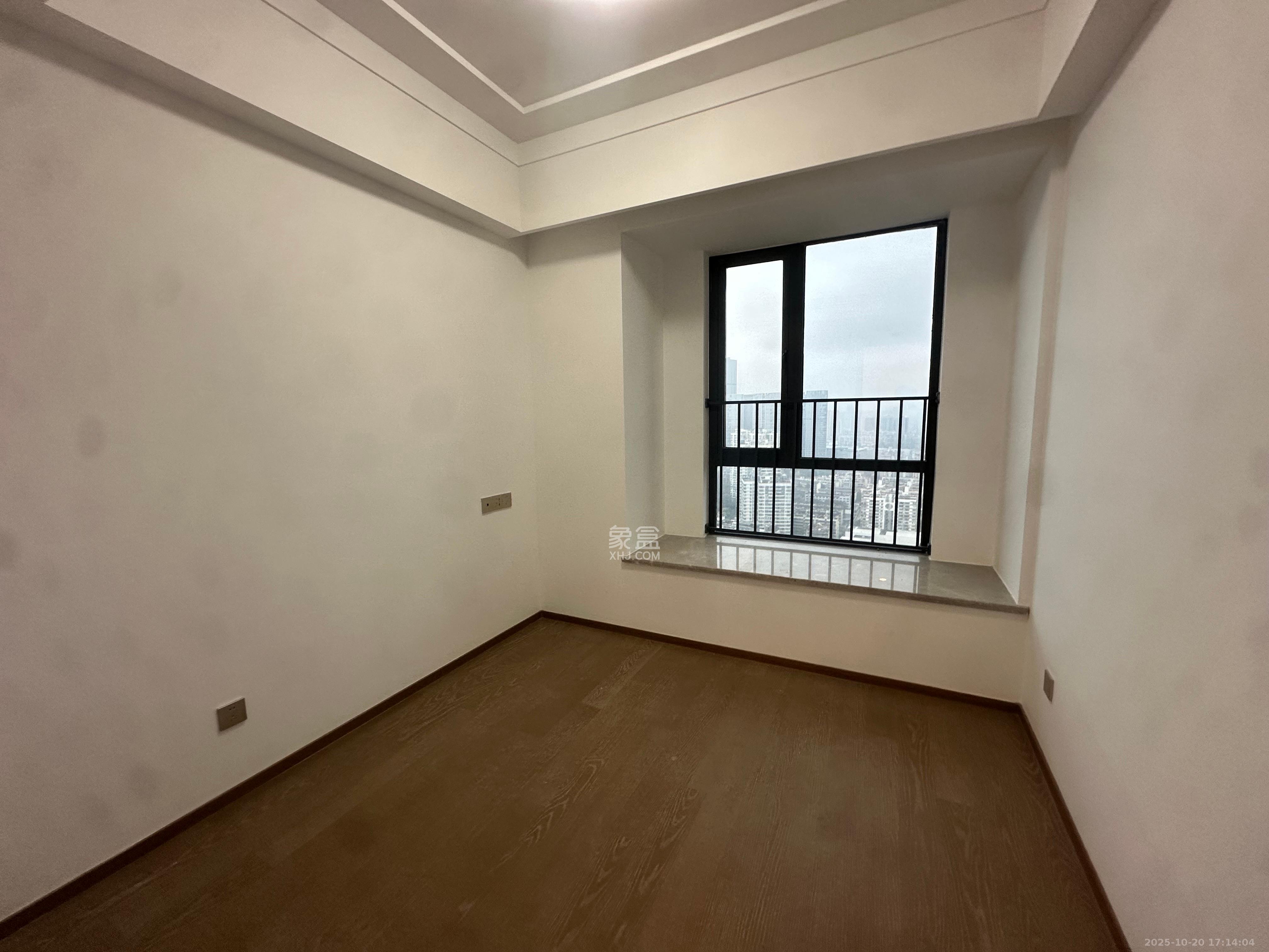 江山印  4室1厅2卫    11000.0元/月室内图