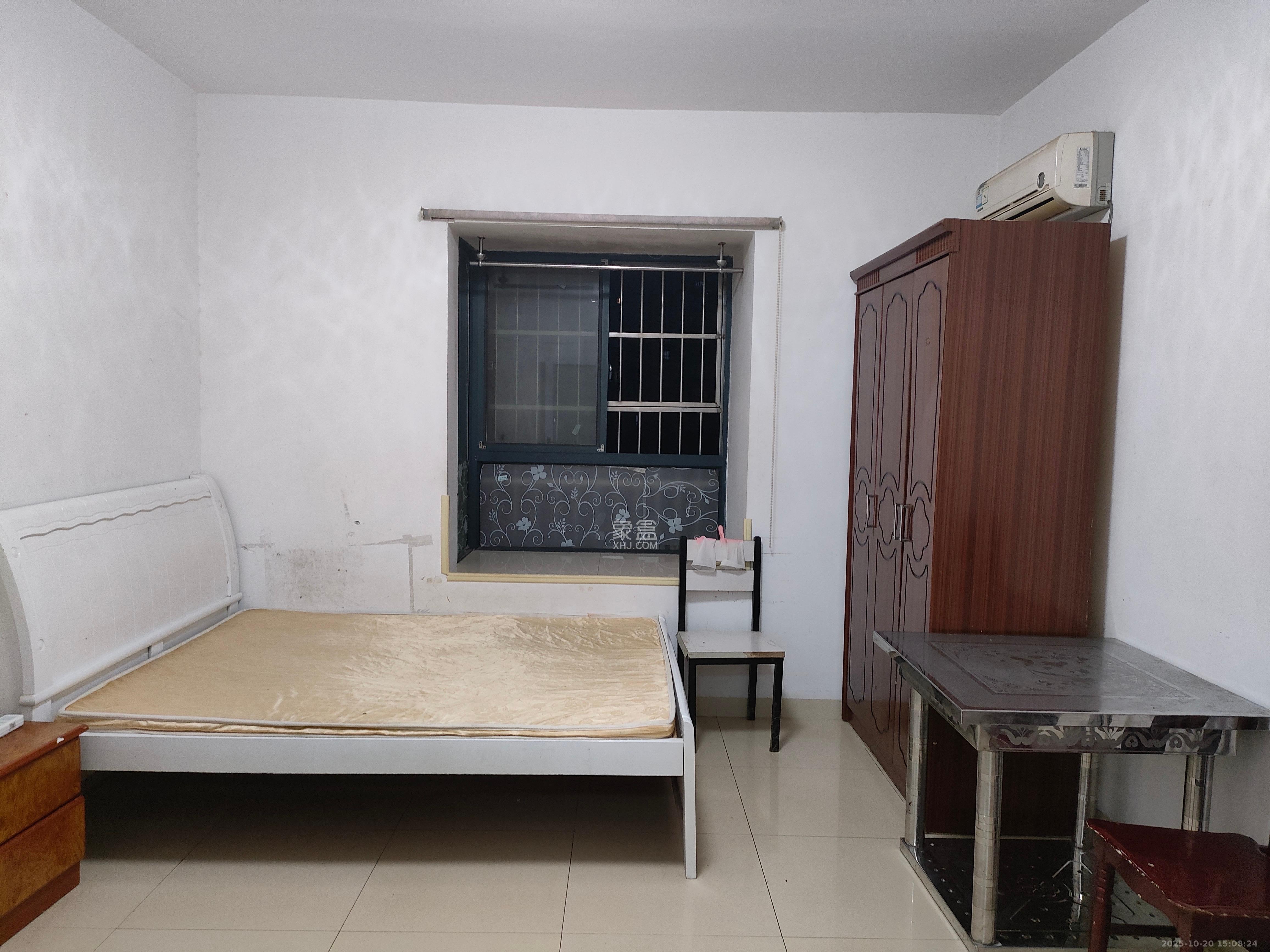 岳华嘉园 1室1厅1卫 1200.0元/月 岳华嘉园 1室1厅1卫 1200.0元/月室内图