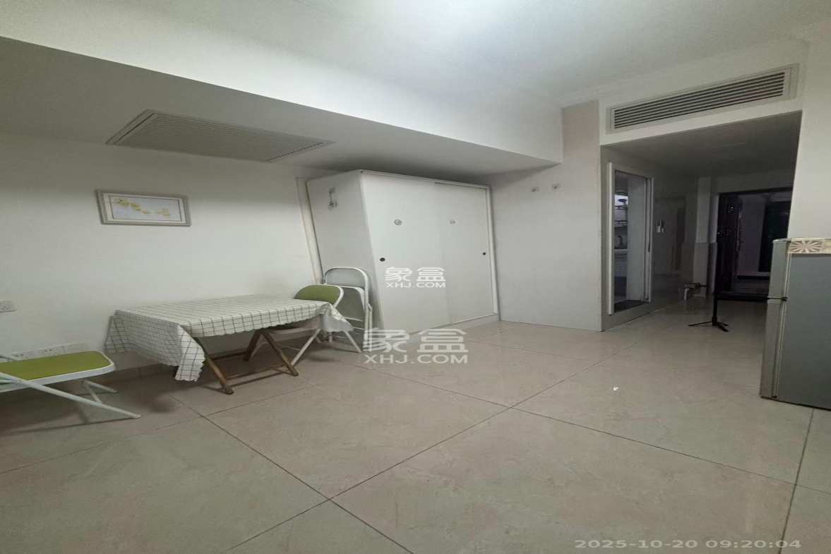 凯通国际城(凯通朝庭)  1室1厅1卫    1350.0元/月 凯通国际城(凯通朝庭)  1室1厅1卫    1350.0元/月室内图