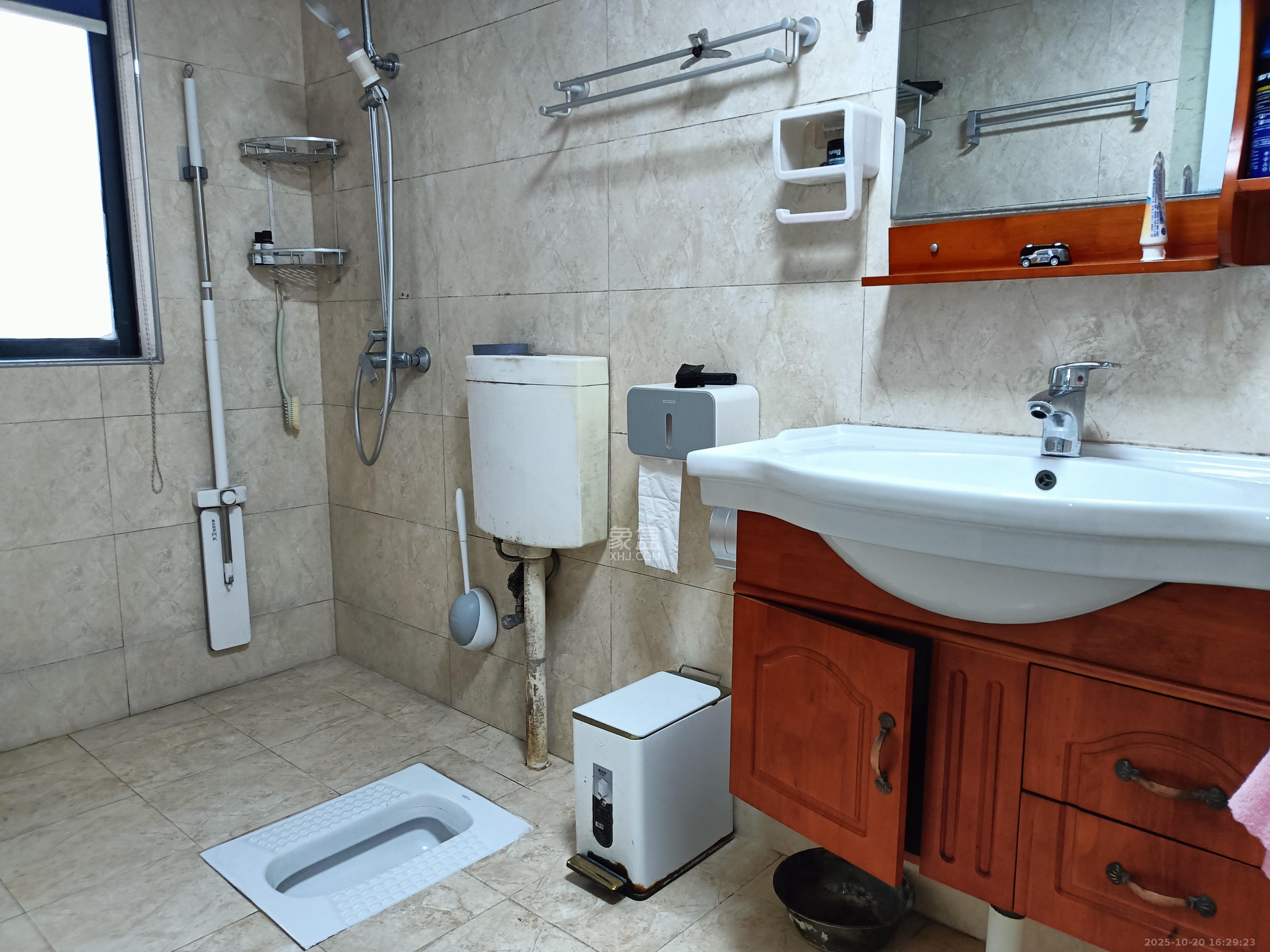 晟通城 3室2厅1卫 1800.0元/月 晟通城 3室2厅1卫 1800.0元/月室内图