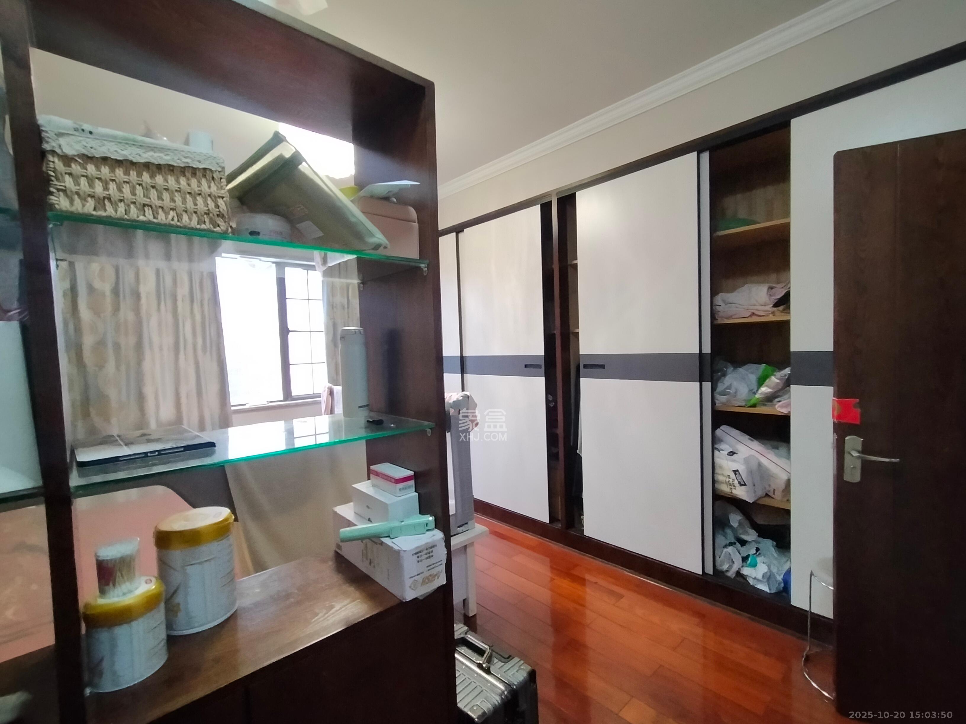 宏聚地中海 3室2厅2卫 2300.0元/月 宏聚地中海 3室2厅2卫 2300.0元/月室内图