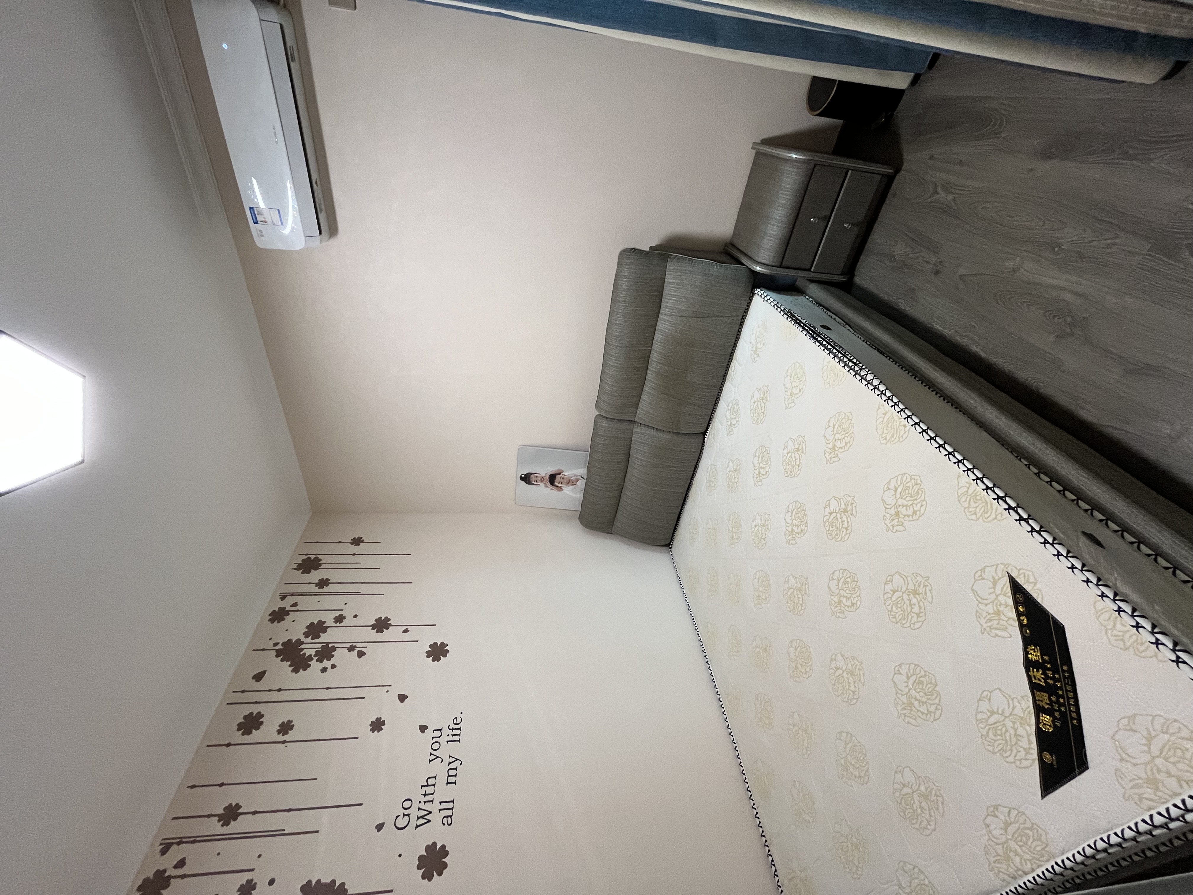 西子莲花  3室2厅1卫    2500.0元/月户型图