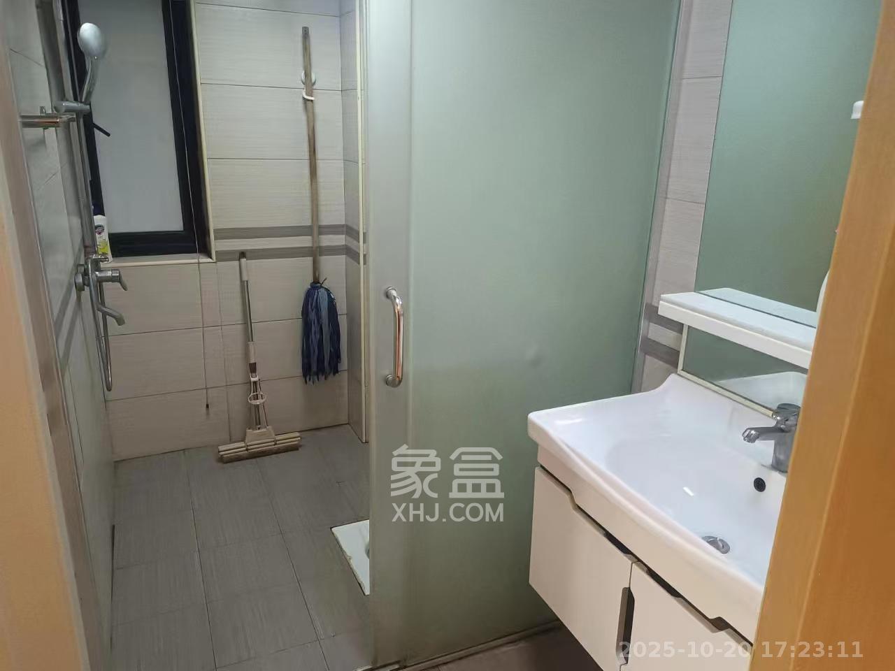 中悦领秀城  2室2厅1卫    1600.0元/月 中悦领秀城  2室2厅1卫    1600.0元/月室内图1