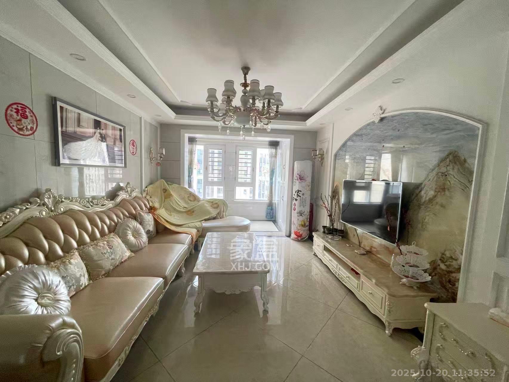 天鸿天府(天鸿中央大院) 4室2厅2卫 3300.0元/月 天鸿天府(天鸿中央大院) 4室2厅2卫 3300.0元/月室内图