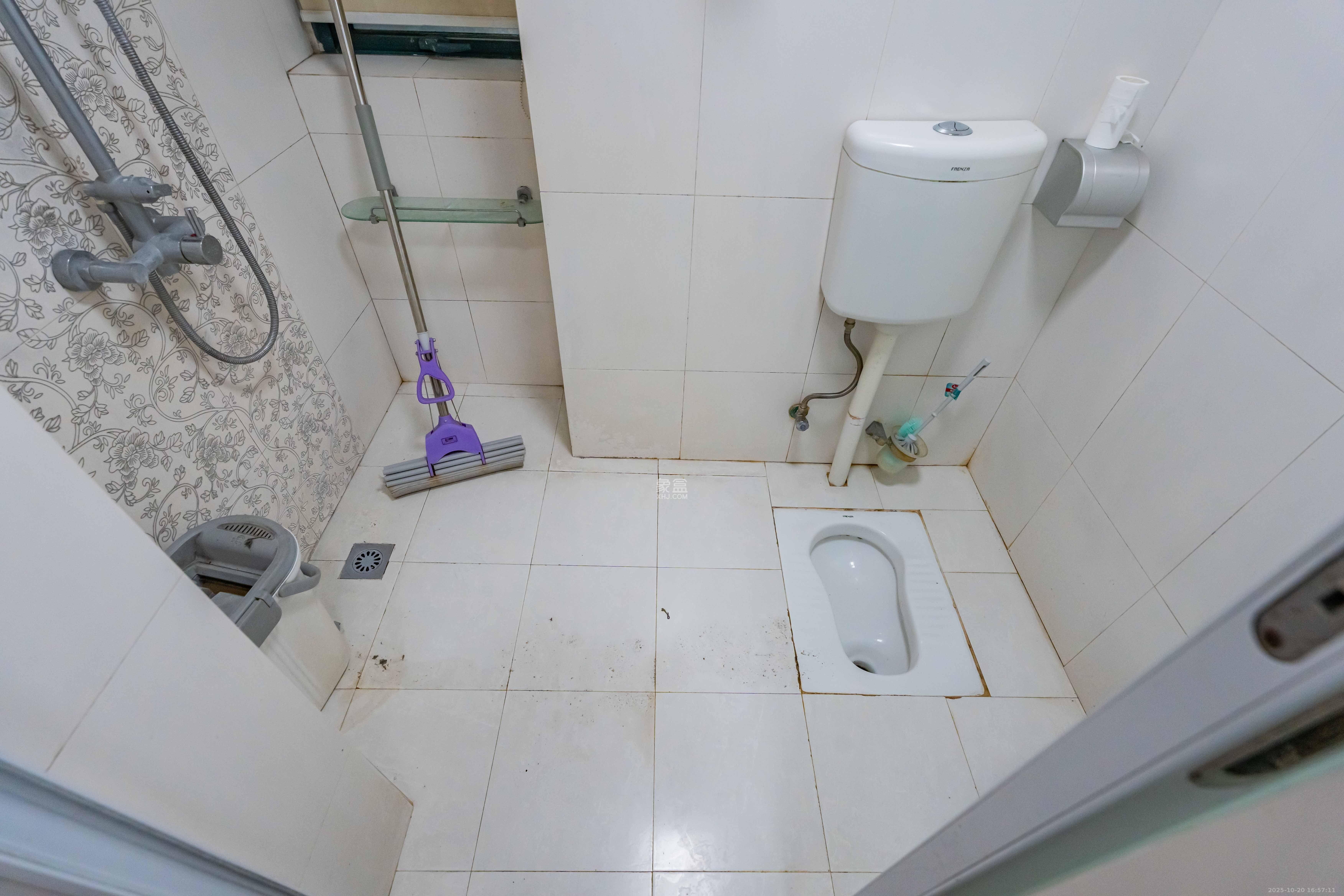 华盛新外滩  4室2厅2卫    3000.0元/月室内图