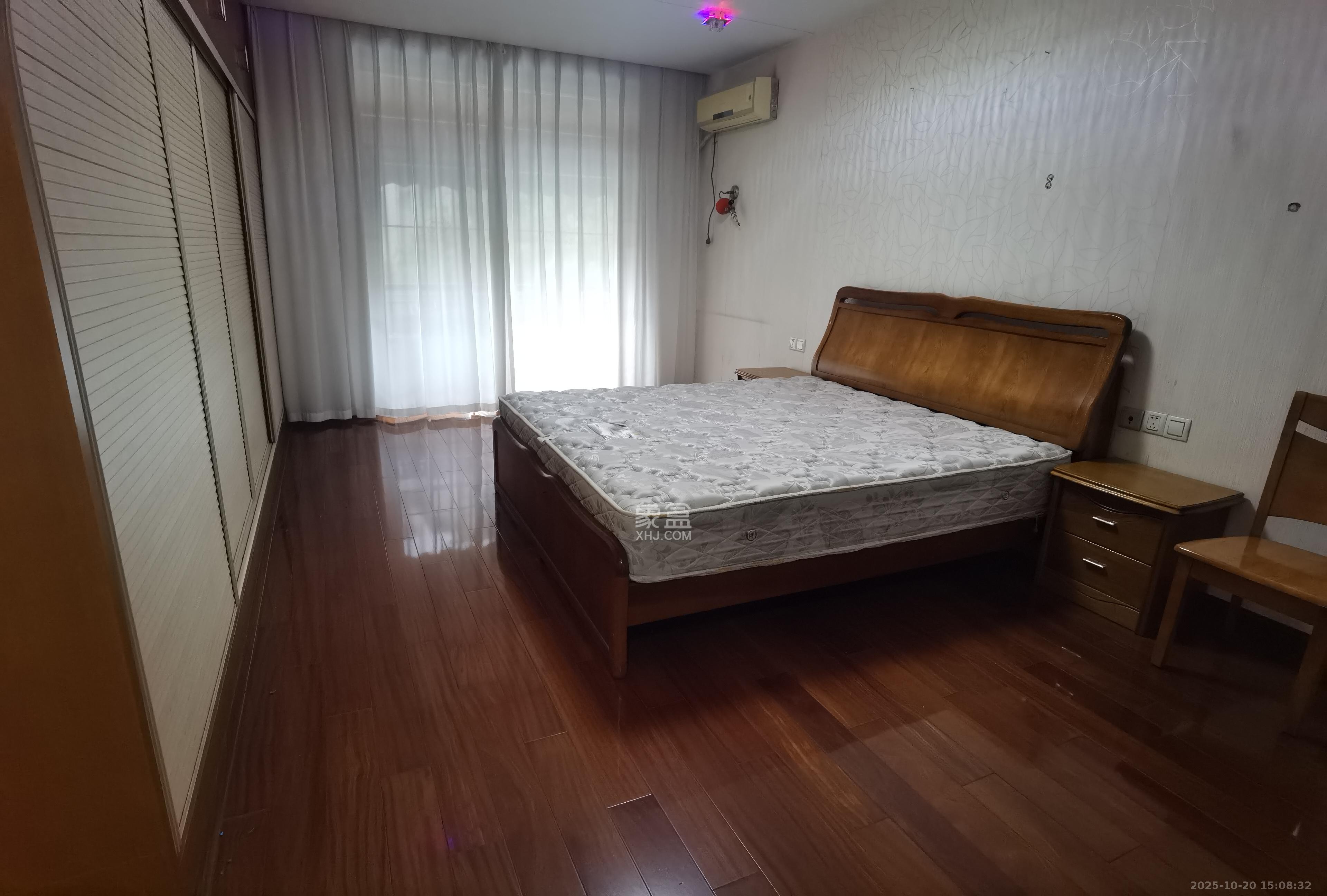 卓越蔚蓝海岸一期 3室2厅2卫 3000.0元/月 卓越蔚蓝海岸一期 3室2厅2卫 3000.0元/月室内图