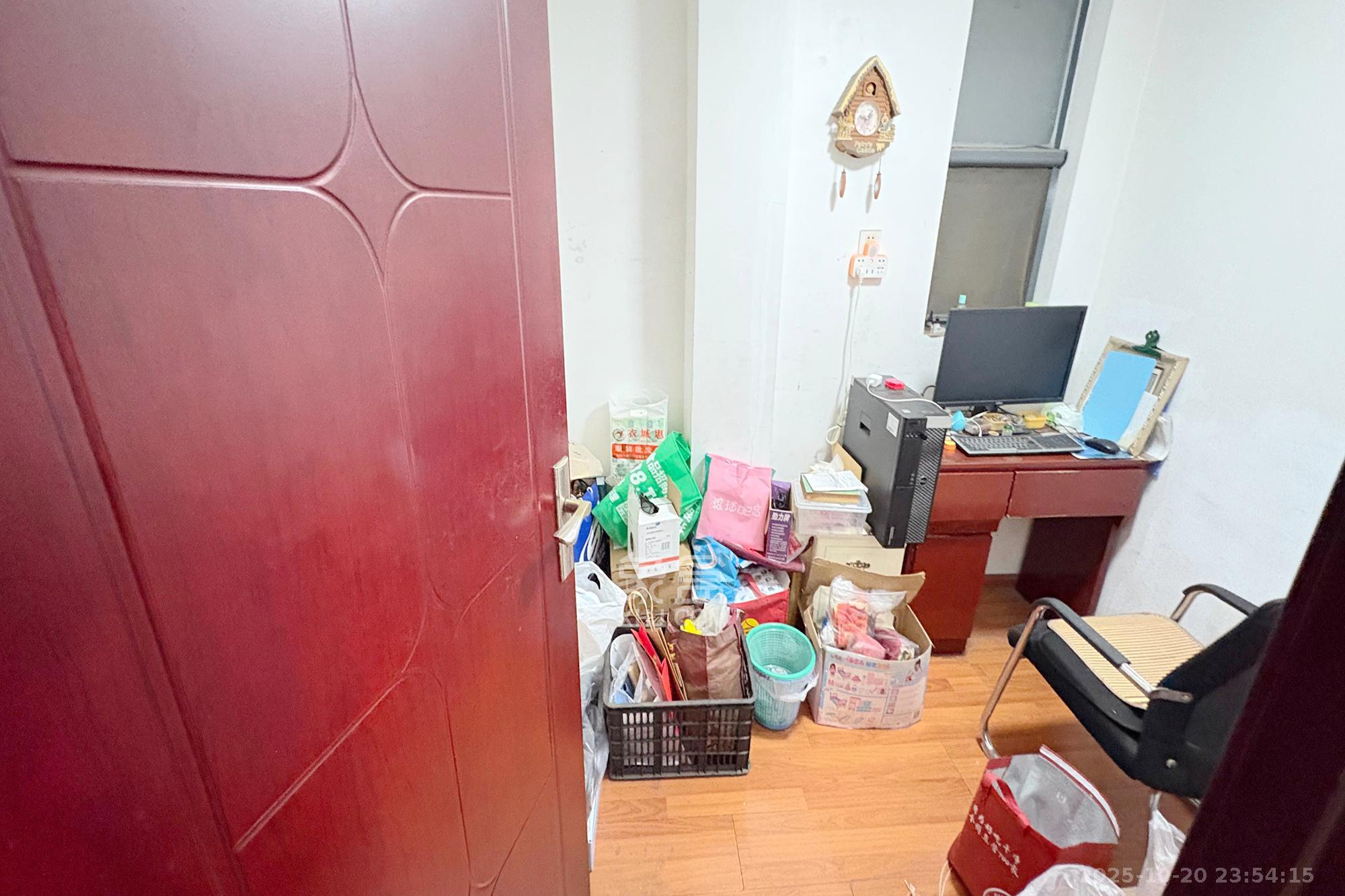 凯通国际城（凯通朝庭）  3室1厅1卫    86.0万其他