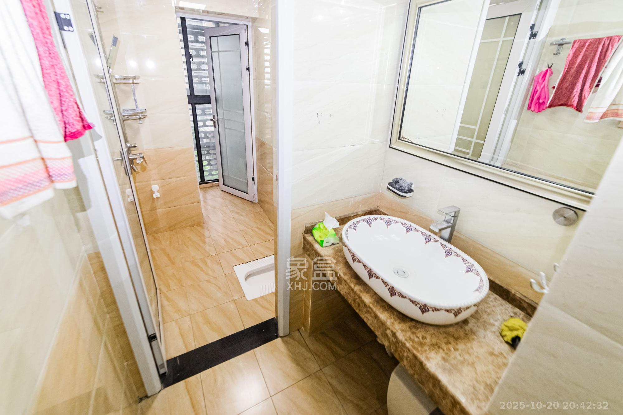 北辰三角洲D2区  4室2厅2卫    185.0万 北辰三角洲D2区  4室2厅2卫    185.0万卫生间