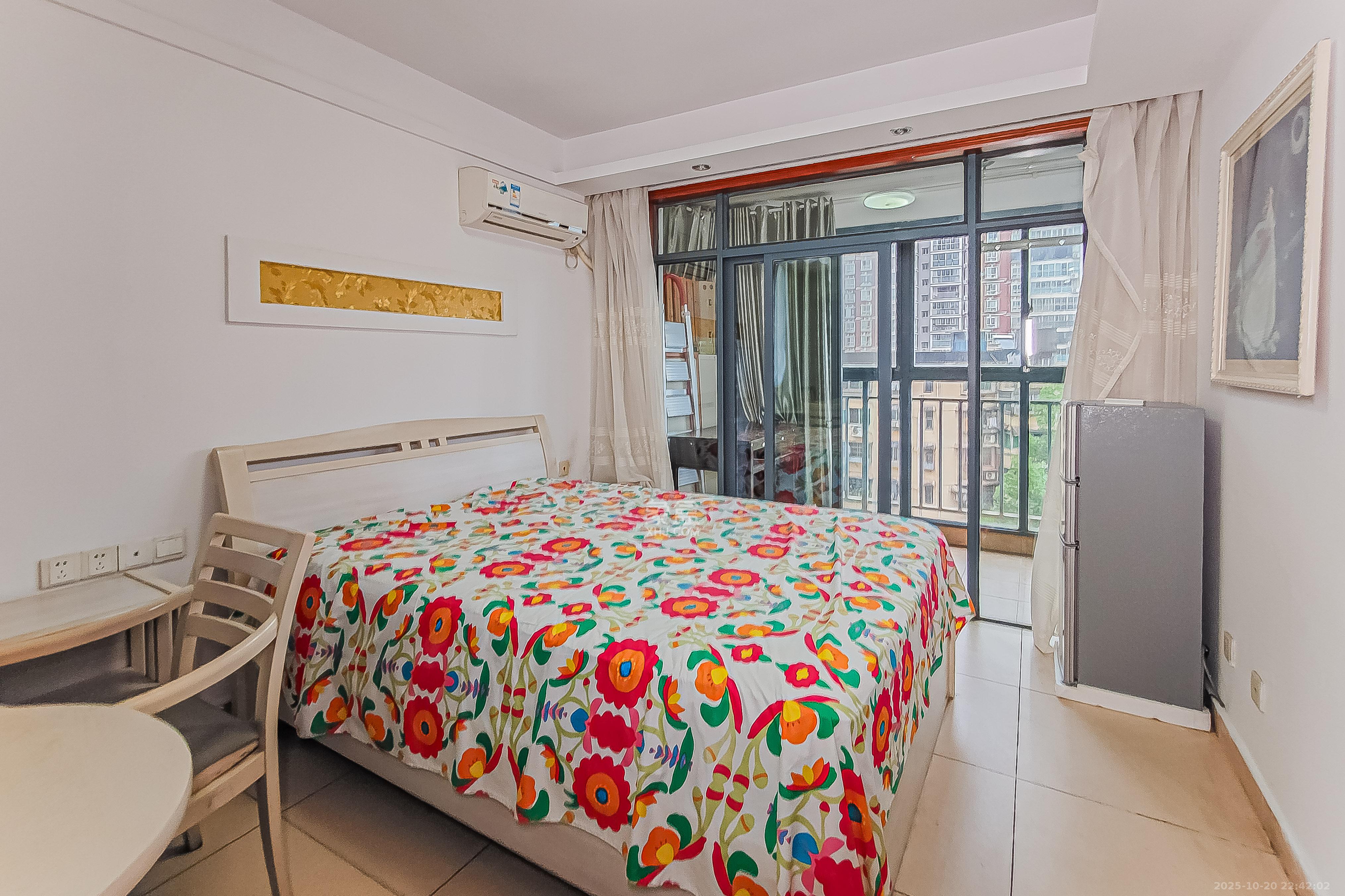 君庭金福苑  2室1厅1卫    65.0万卧室