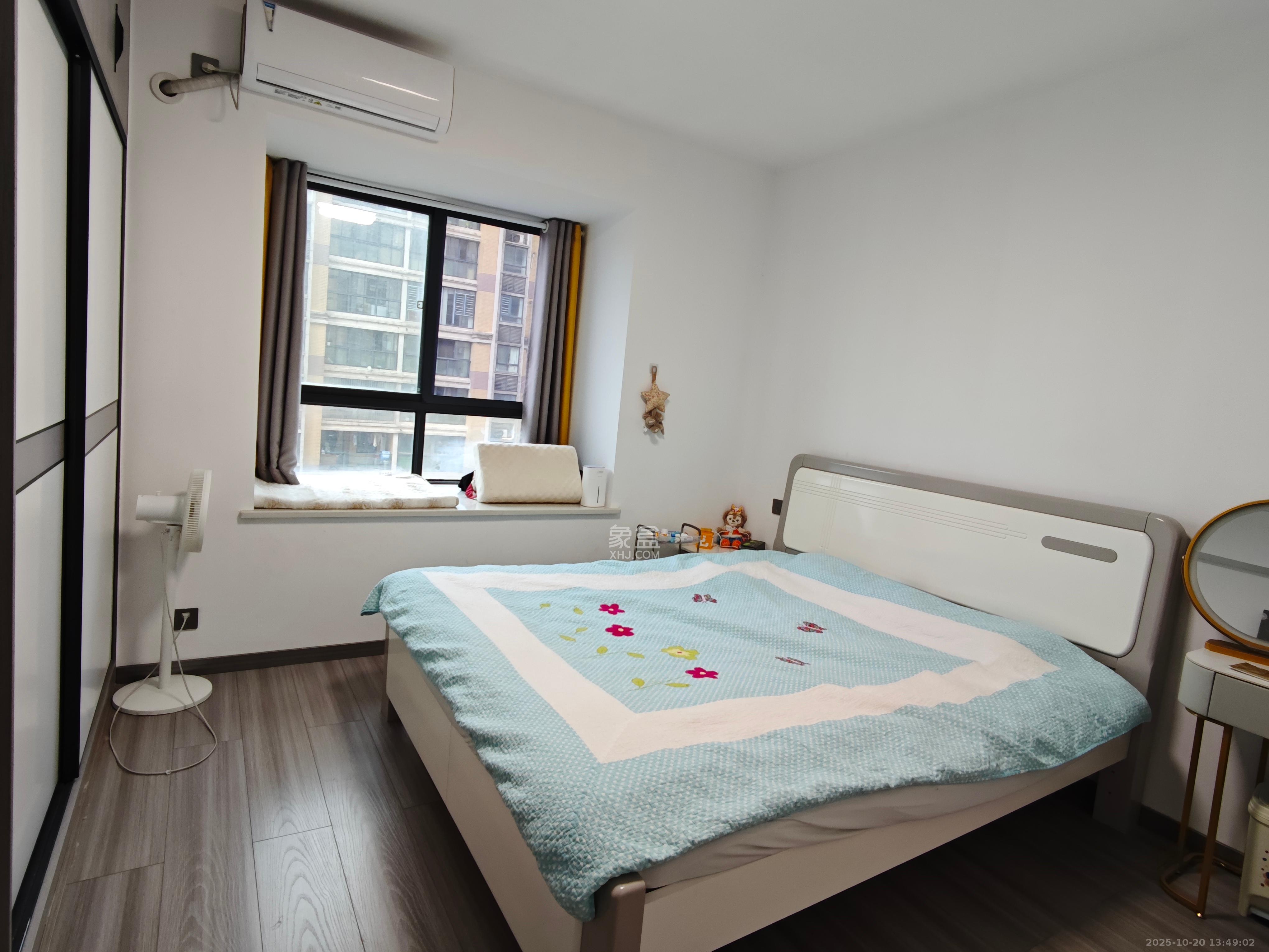 锦湘国际星城三期(锦绣苑) 2室2厅2卫 2700.0元/月 锦湘国际星城三期(锦绣苑) 2室2厅2卫 2700.0元/月室内图