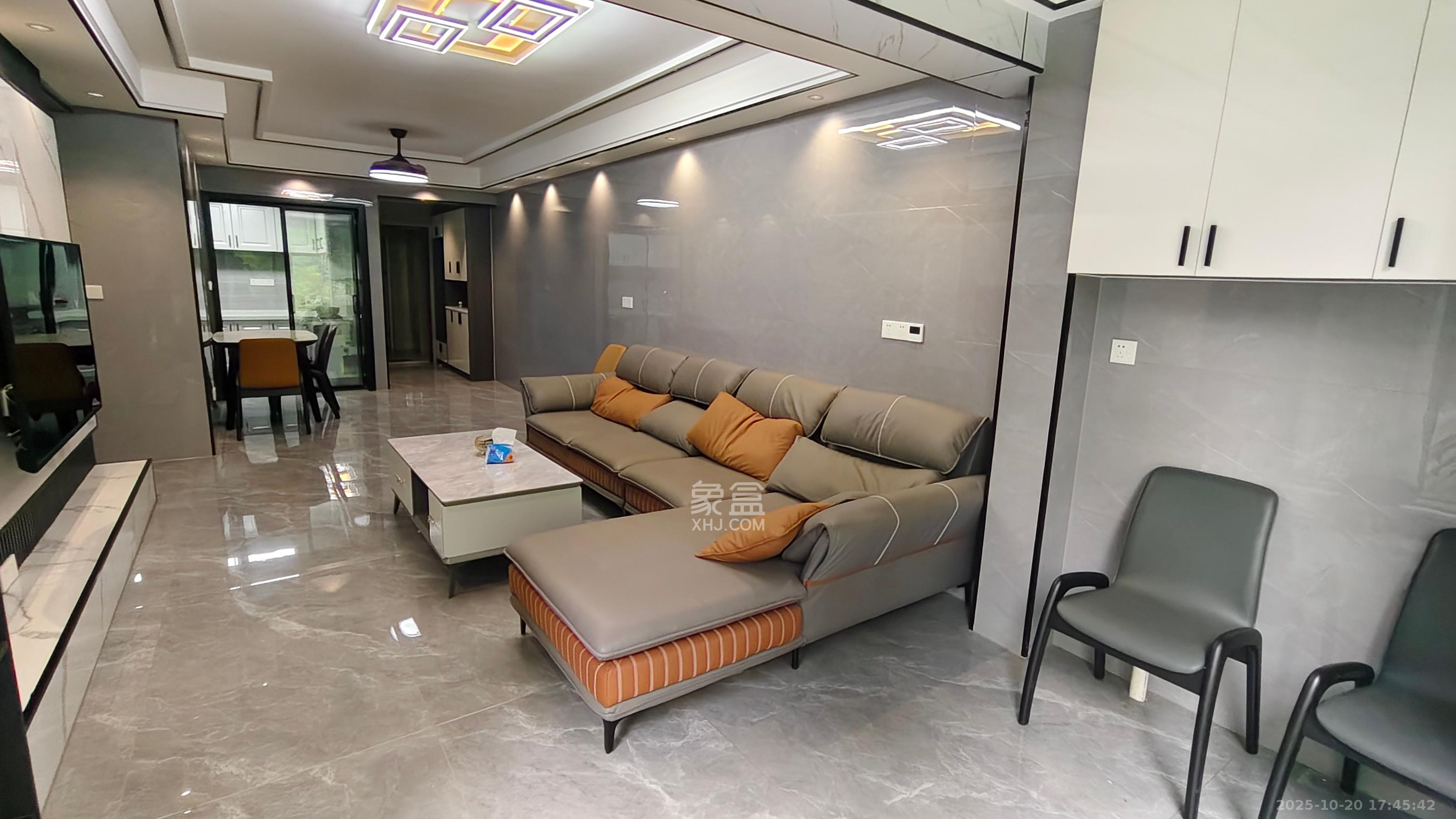 保利大都汇一期、二期  3室2厅2卫    3988.0元/月 保利大都汇一期、二期  3室2厅2卫    3988.0元/月室内图