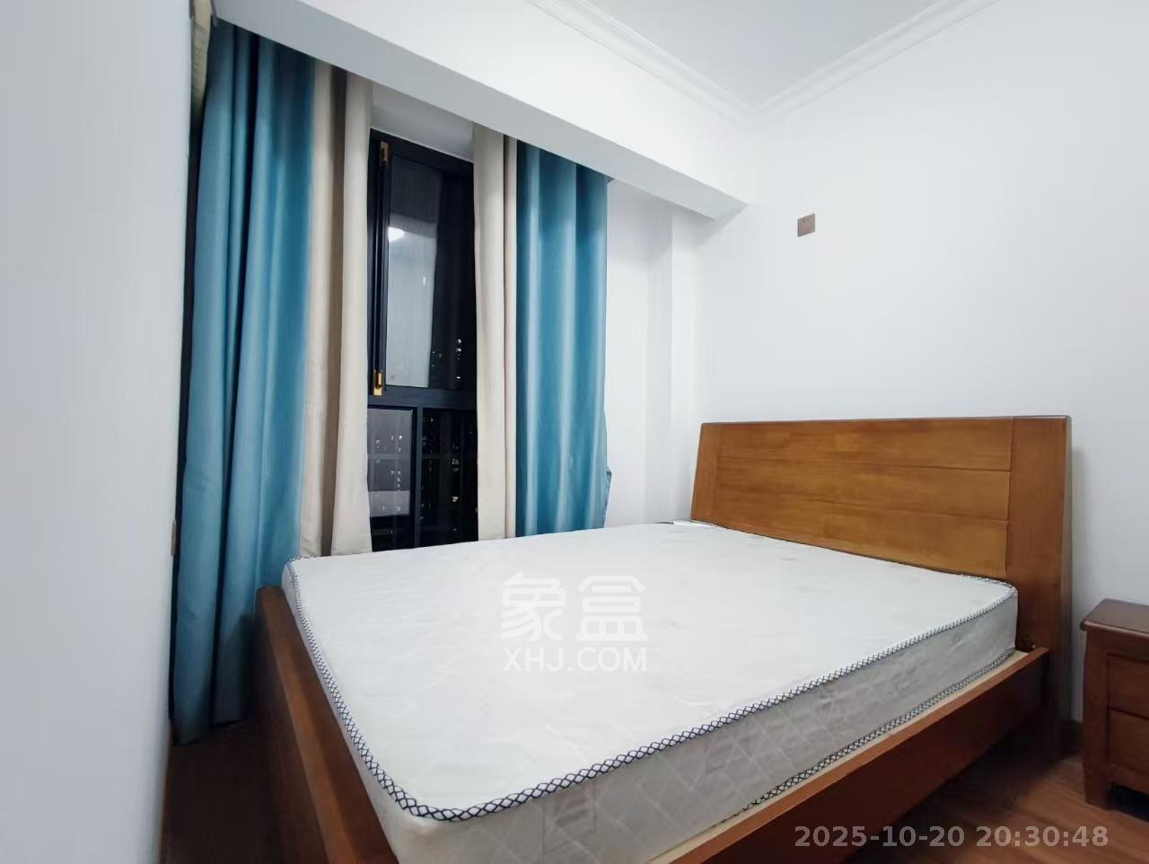 海德公园  4室2厅2卫    2500.0元/月室内图