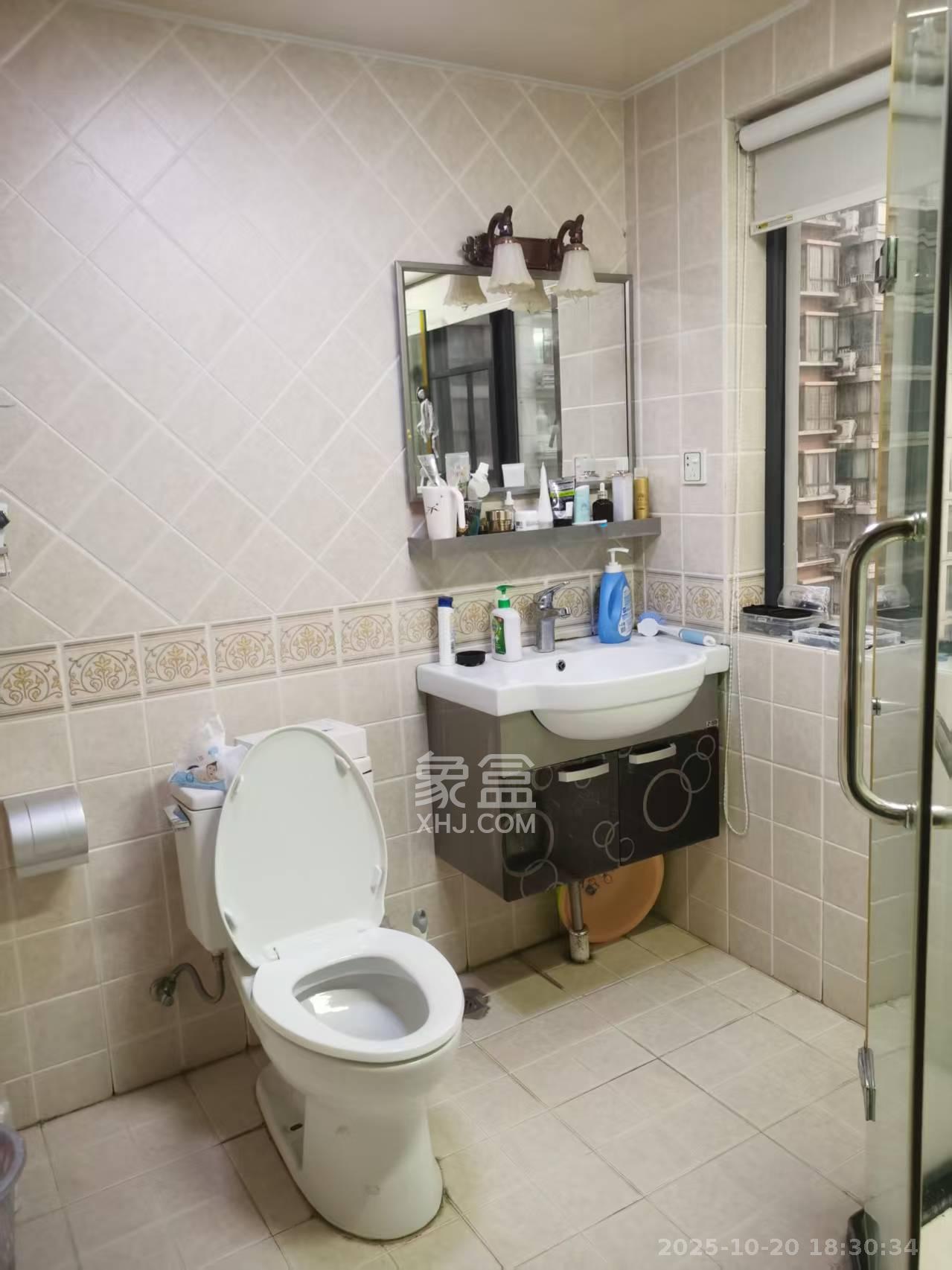 枫丹雅苑(天辰枫丹白露) 4室2厅2卫 6000.0元/月 枫丹雅苑(天辰枫丹白露) 4室2厅2卫 6000.0元/月室内图