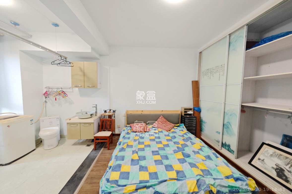 佳天瑞宁花园  2室2厅1卫    69.8万 佳天瑞宁花园  2室2厅1卫    69.8万卧室