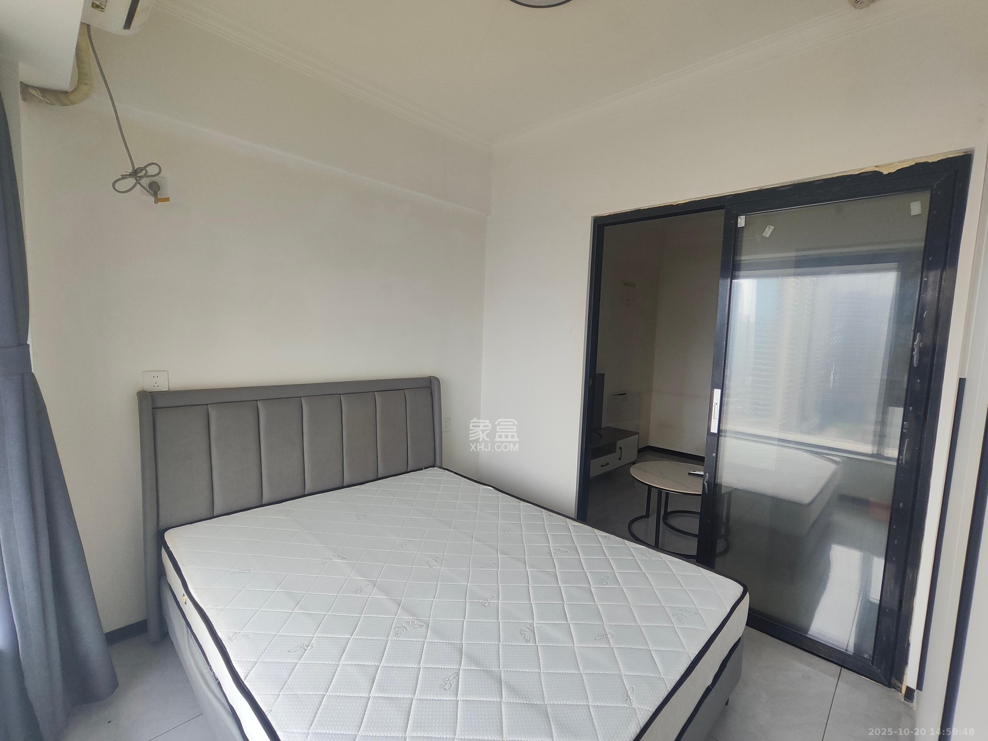 保利天禧EF区  1室0厅0卫    1800.0元/月 保利天禧EF区  1室0厅0卫    1800.0元/月室内图