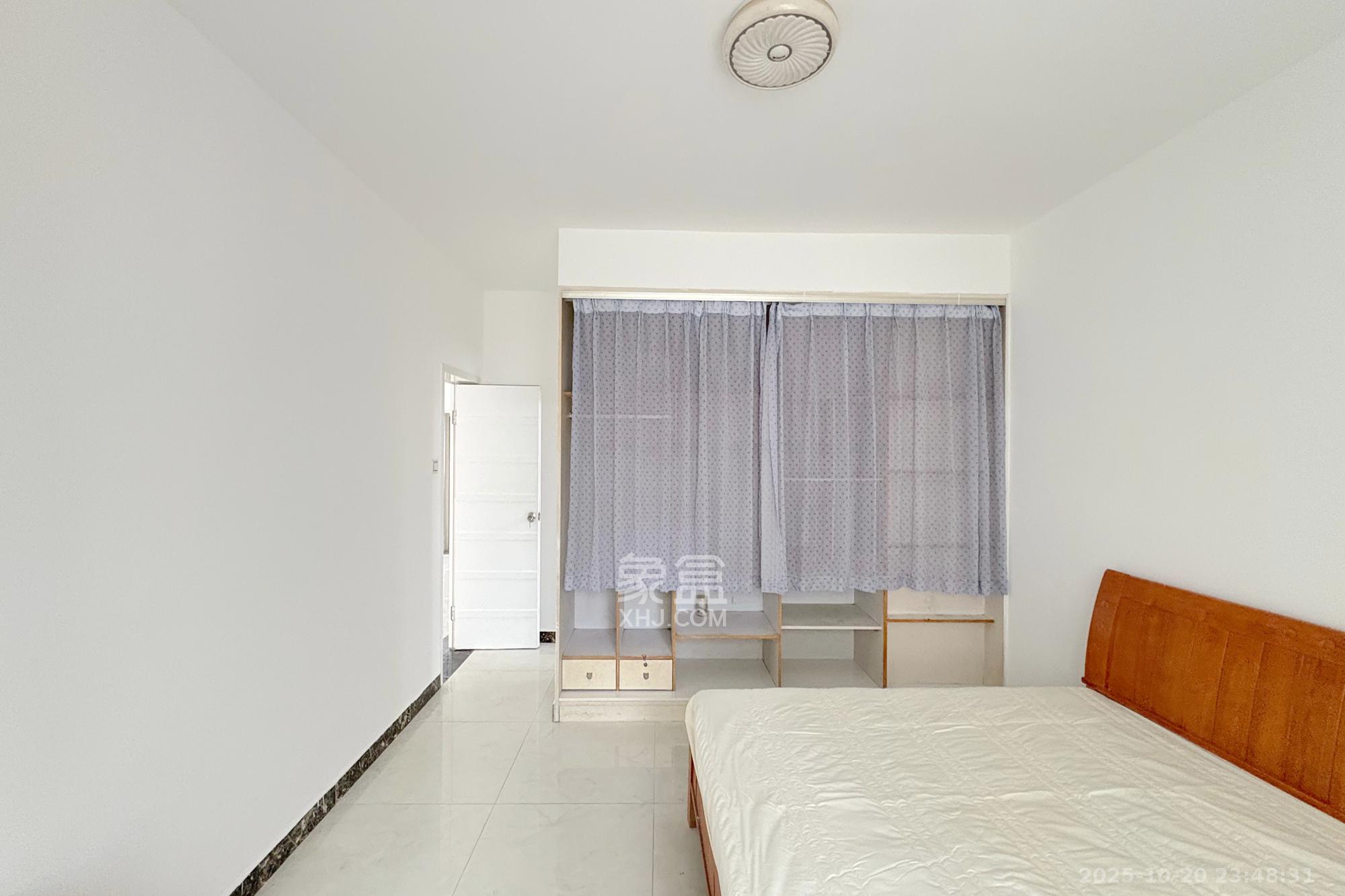 滨湖嘉园(湖滨小区)  3室2厅2卫    135.0万 滨湖嘉园(湖滨小区)  3室2厅2卫    135.0万其他