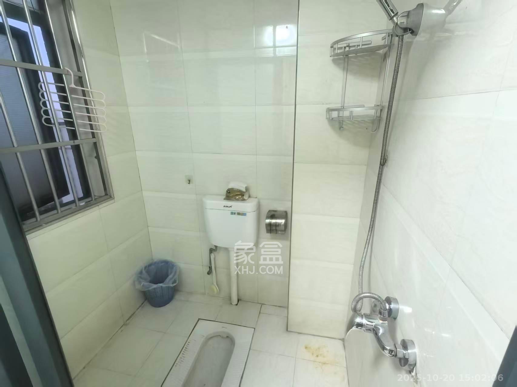 瑞凯景城苑(一、二期)  2室2厅1卫    1400.0元/月 瑞凯景城苑(一、二期)  2室2厅1卫    1400.0元/月室内图