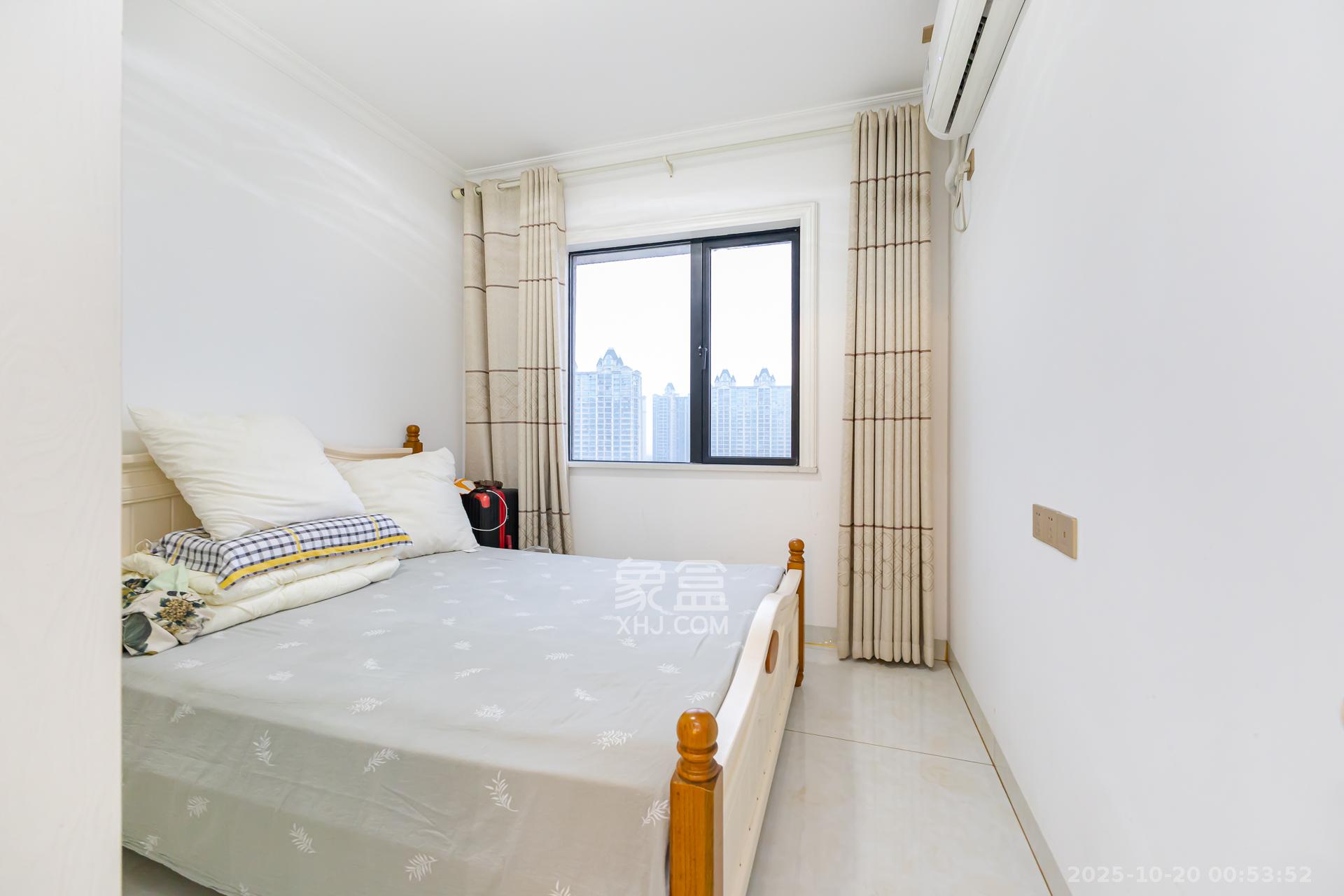 润和之悦（金泽园）  4室2厅2卫    89.8万卧室