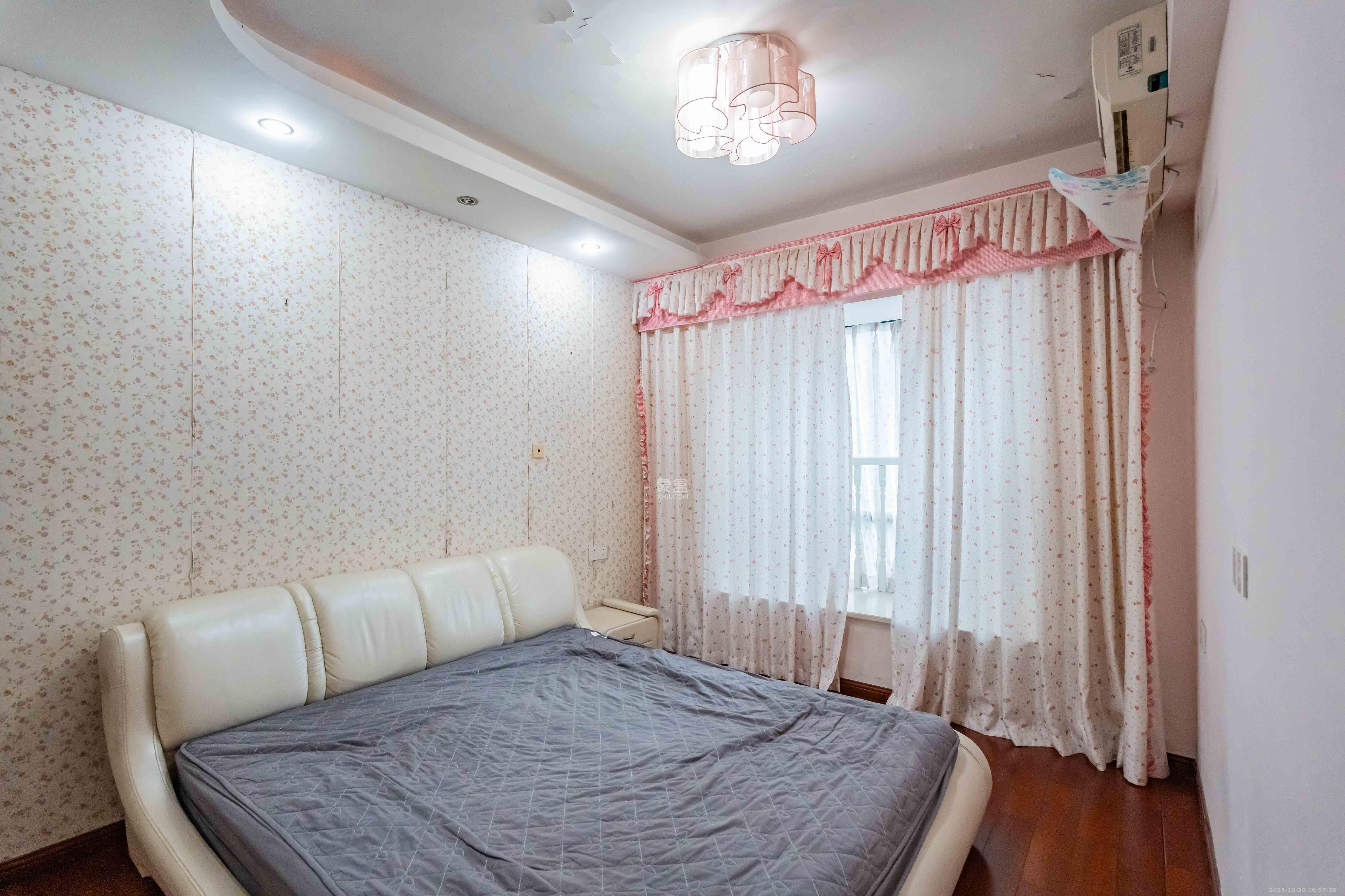 华盛新外滩  4室2厅2卫    3000.0元/月室内图