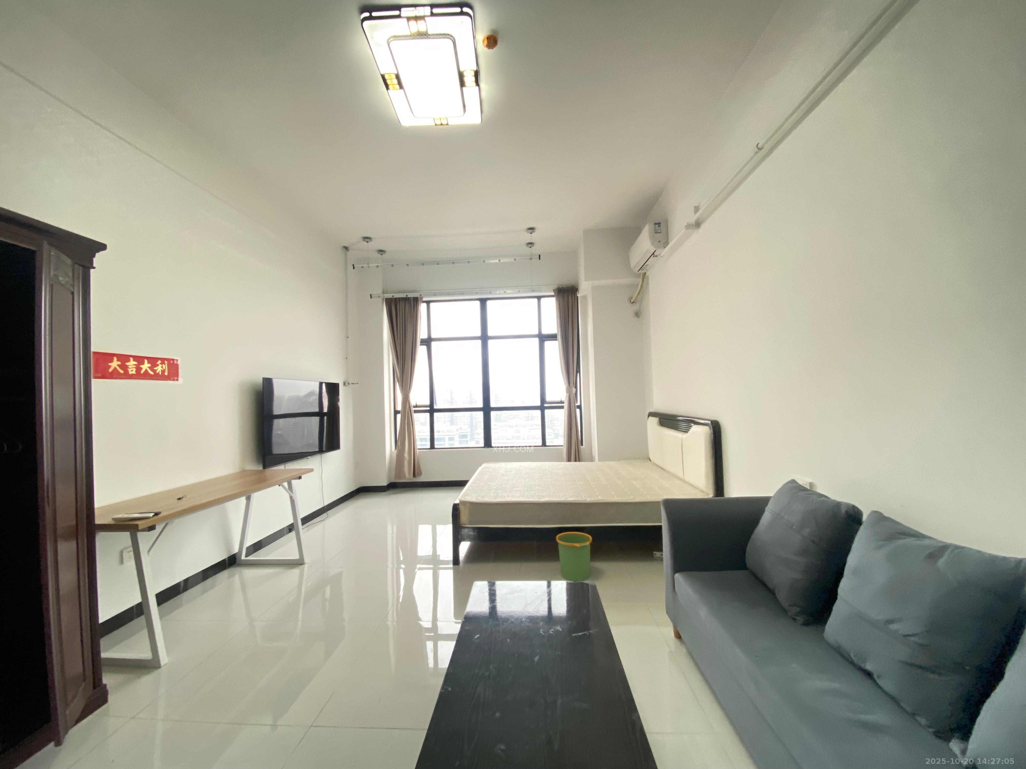 环亚高铁芯城  1室0厅0卫    1800.0元/月 环亚高铁芯城  1室0厅0卫    1800.0元/月室内图