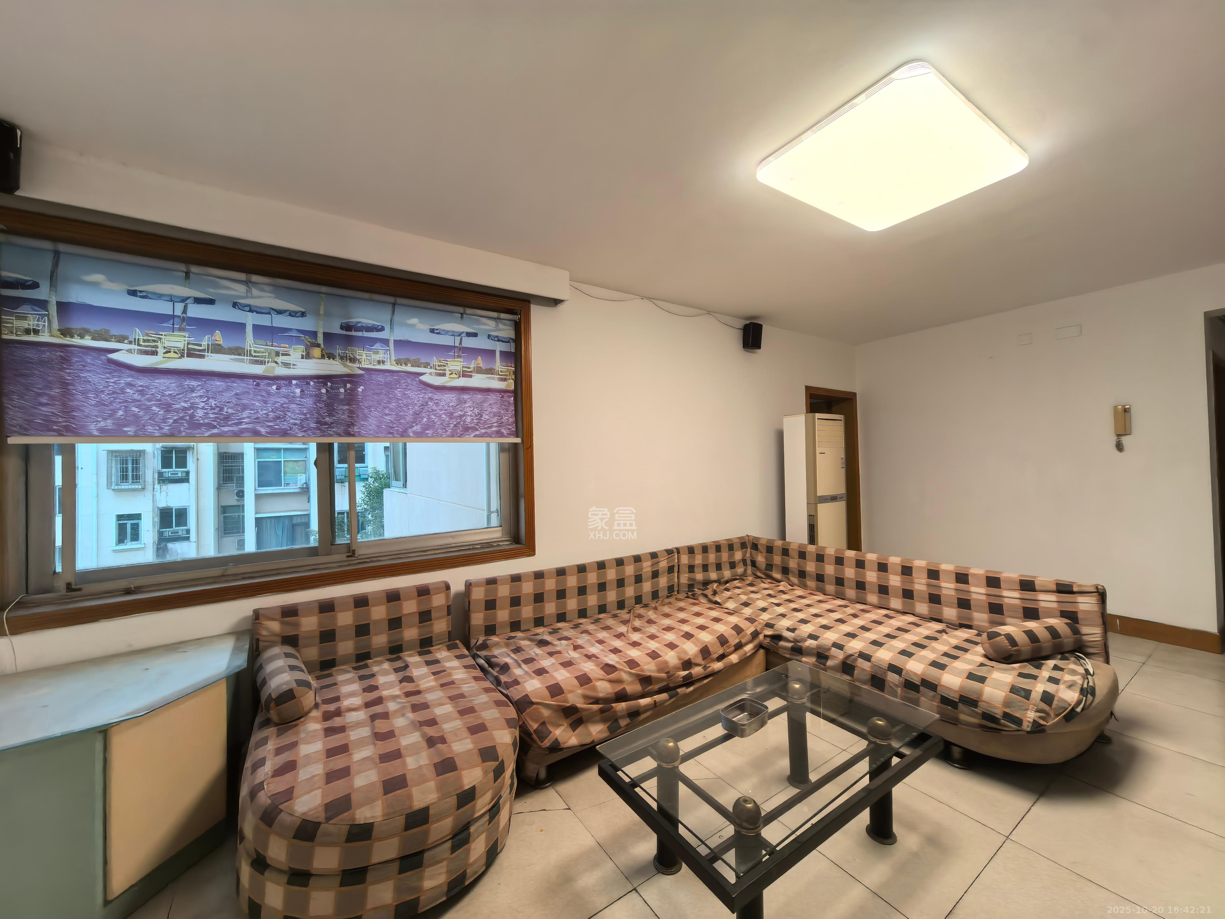 咸嘉新村嘉文苑  3室2厅1卫    1700.0元/月 咸嘉新村嘉文苑  3室2厅1卫    1700.0元/月室内图