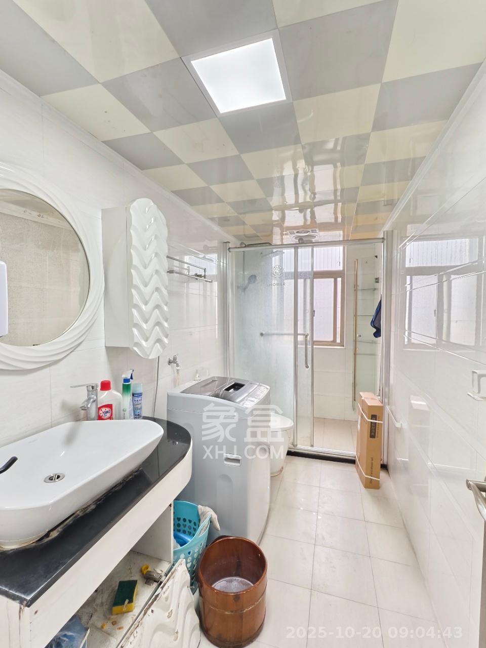 西岸润泽府  3室2厅2卫    3200.0元/月 西岸润泽府  3室2厅2卫    3200.0元/月室内图