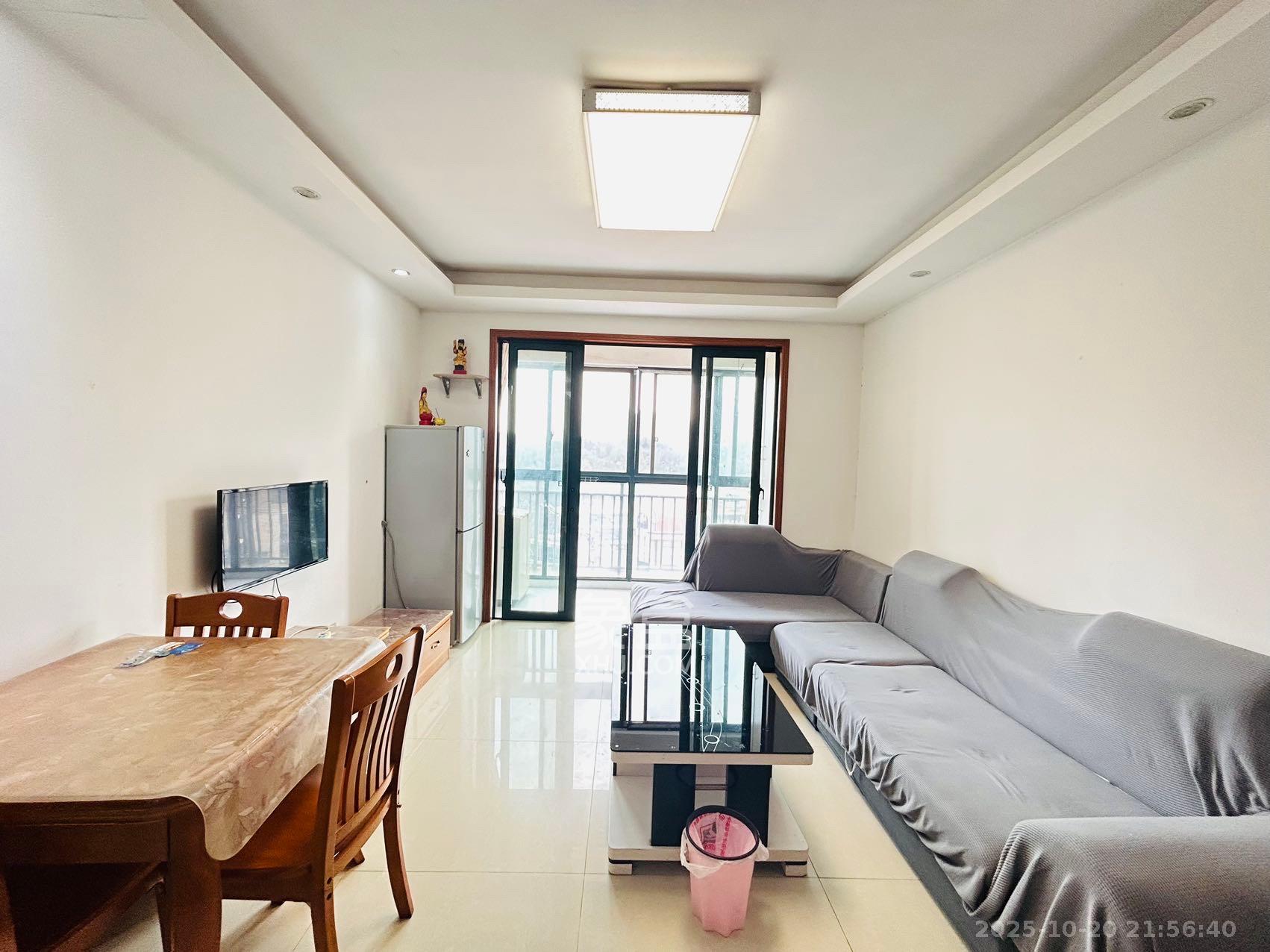 华美公寓(新猎鹰公寓) 2室2厅1卫 1650.0元/月 华美公寓(新猎鹰公寓) 2室2厅1卫 1650.0元/月室内图