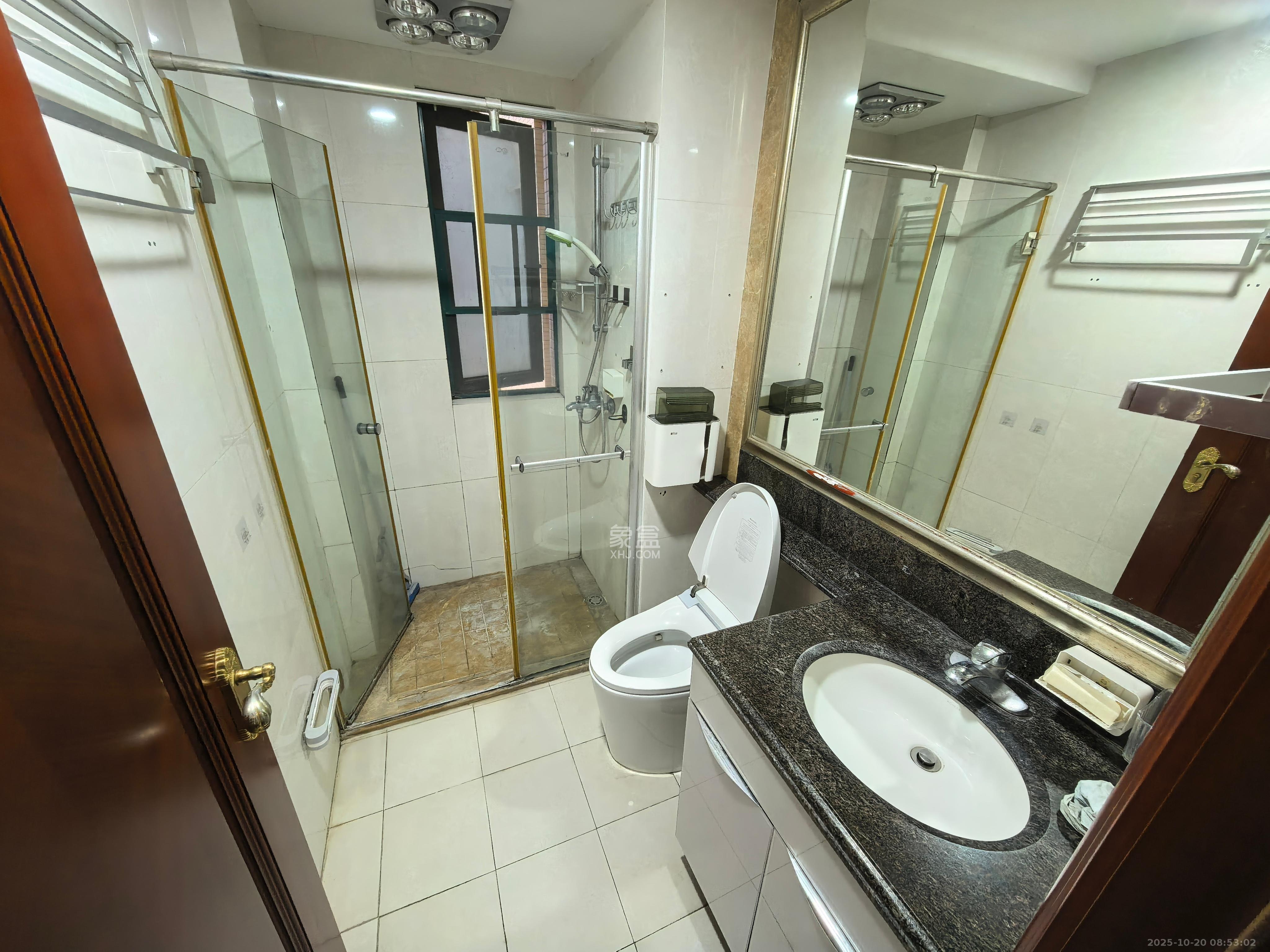 恒大华府  3室2厅1卫    2650.0元/月室内图