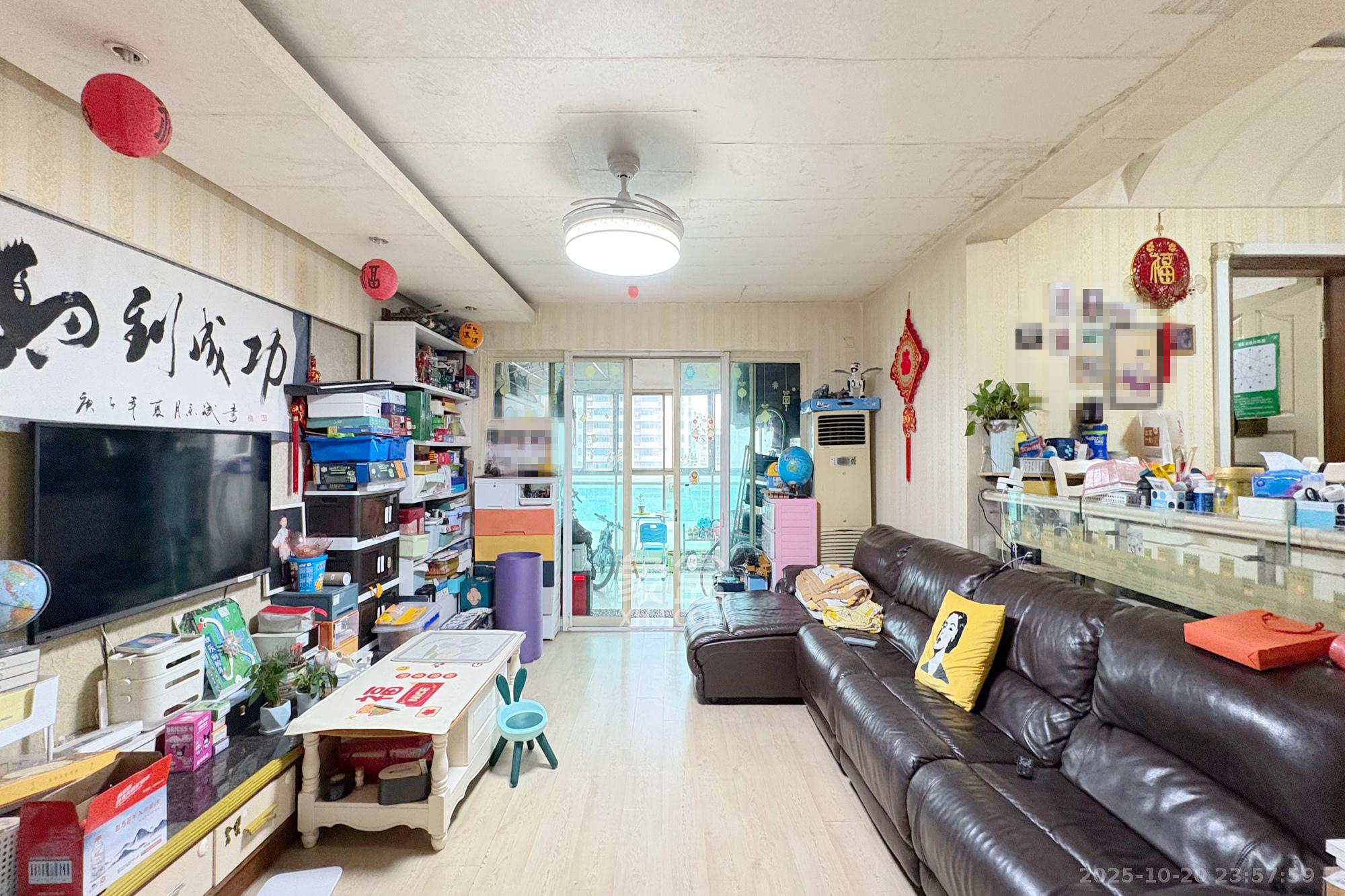 王府花园  3室2厅2卫    128.0万 王府花园  3室2厅2卫    128.0万