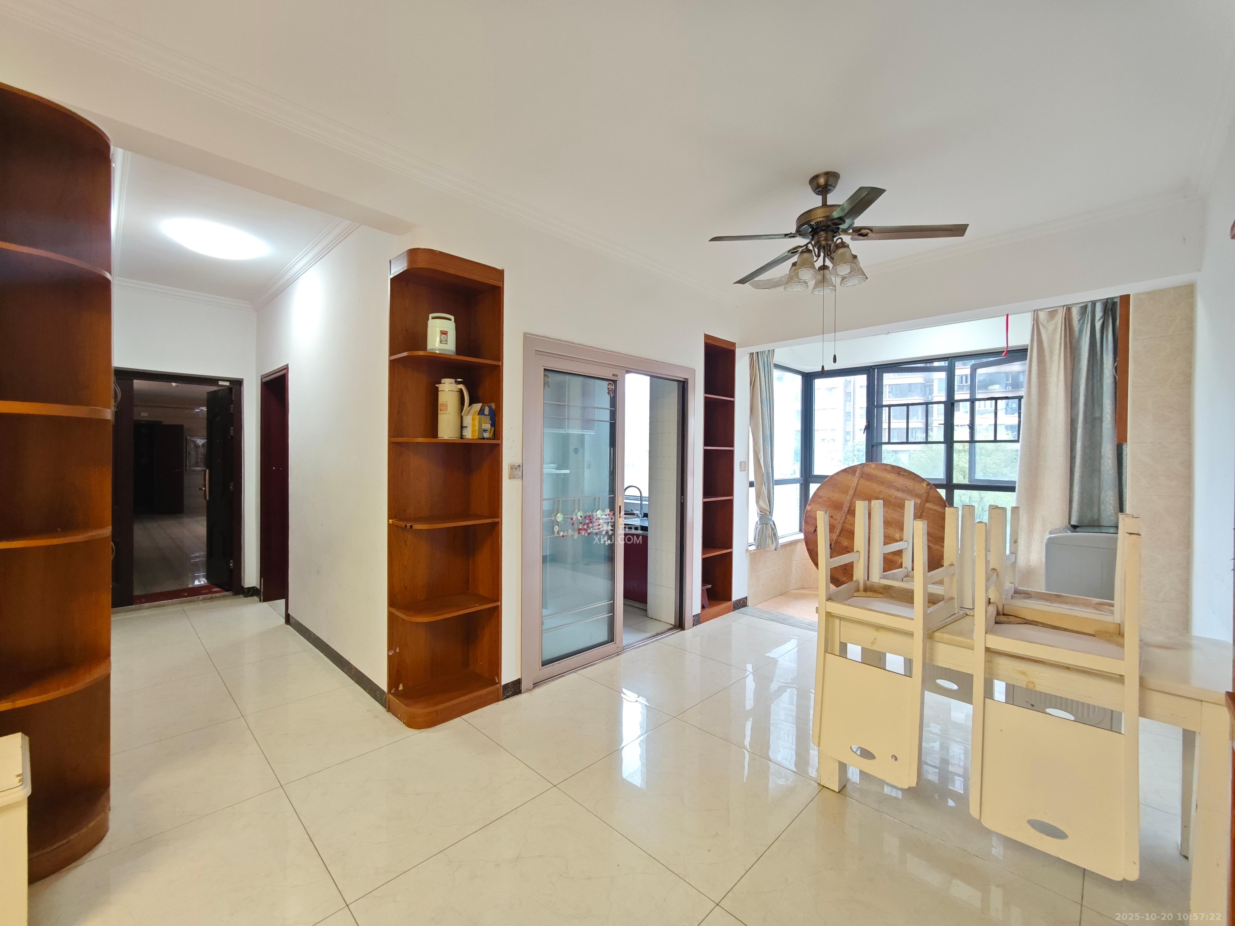 五矿万境水岸五期(五矿万境水岸文苑) 3室2厅2卫 2300.0元/月 五矿万境水岸五期(五矿万境水岸文苑) 3室2厅2卫 2300.0元/月室内图