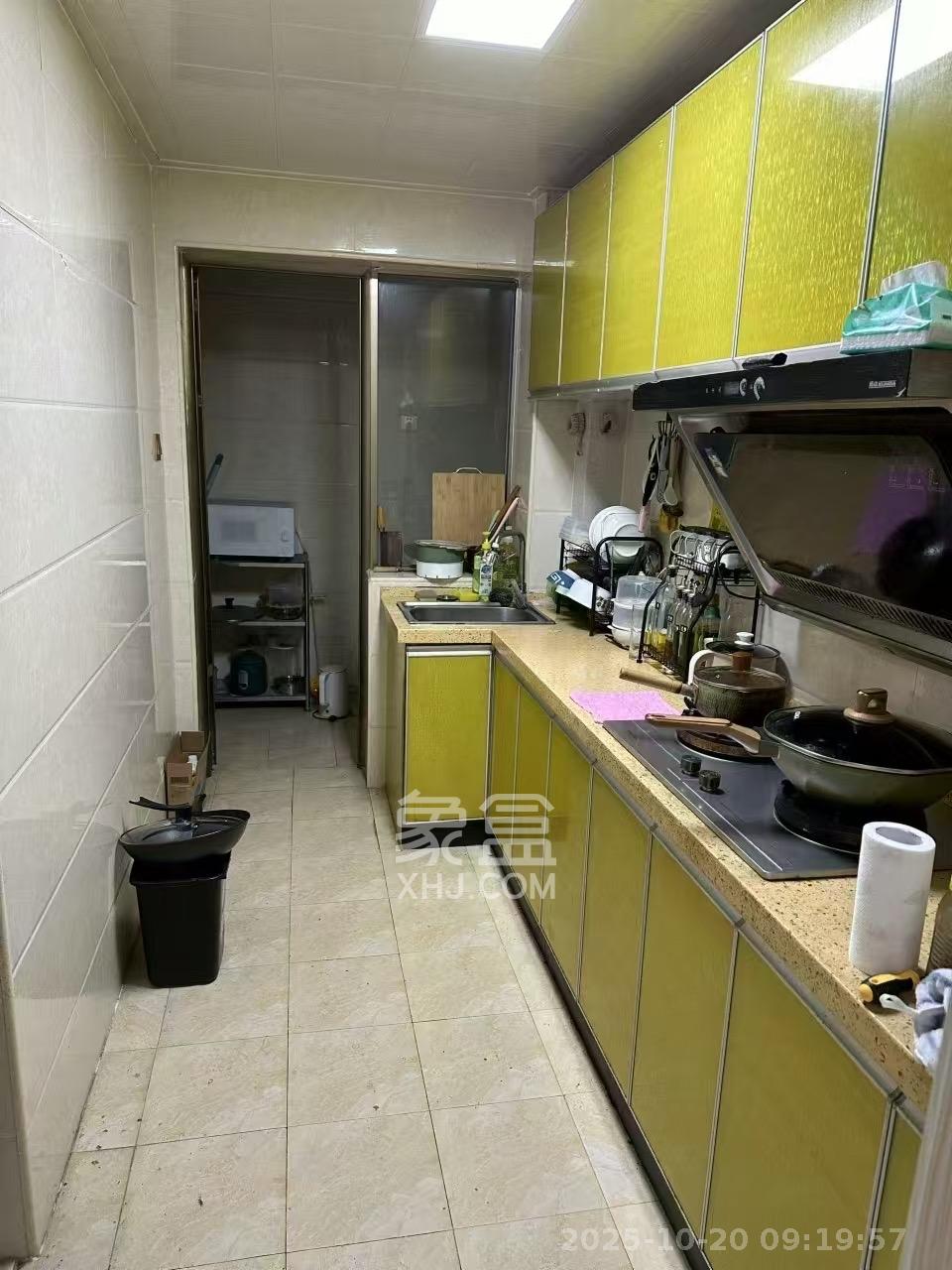 保利麓谷林语B区  2室2厅1卫    2250.0元/月室内图