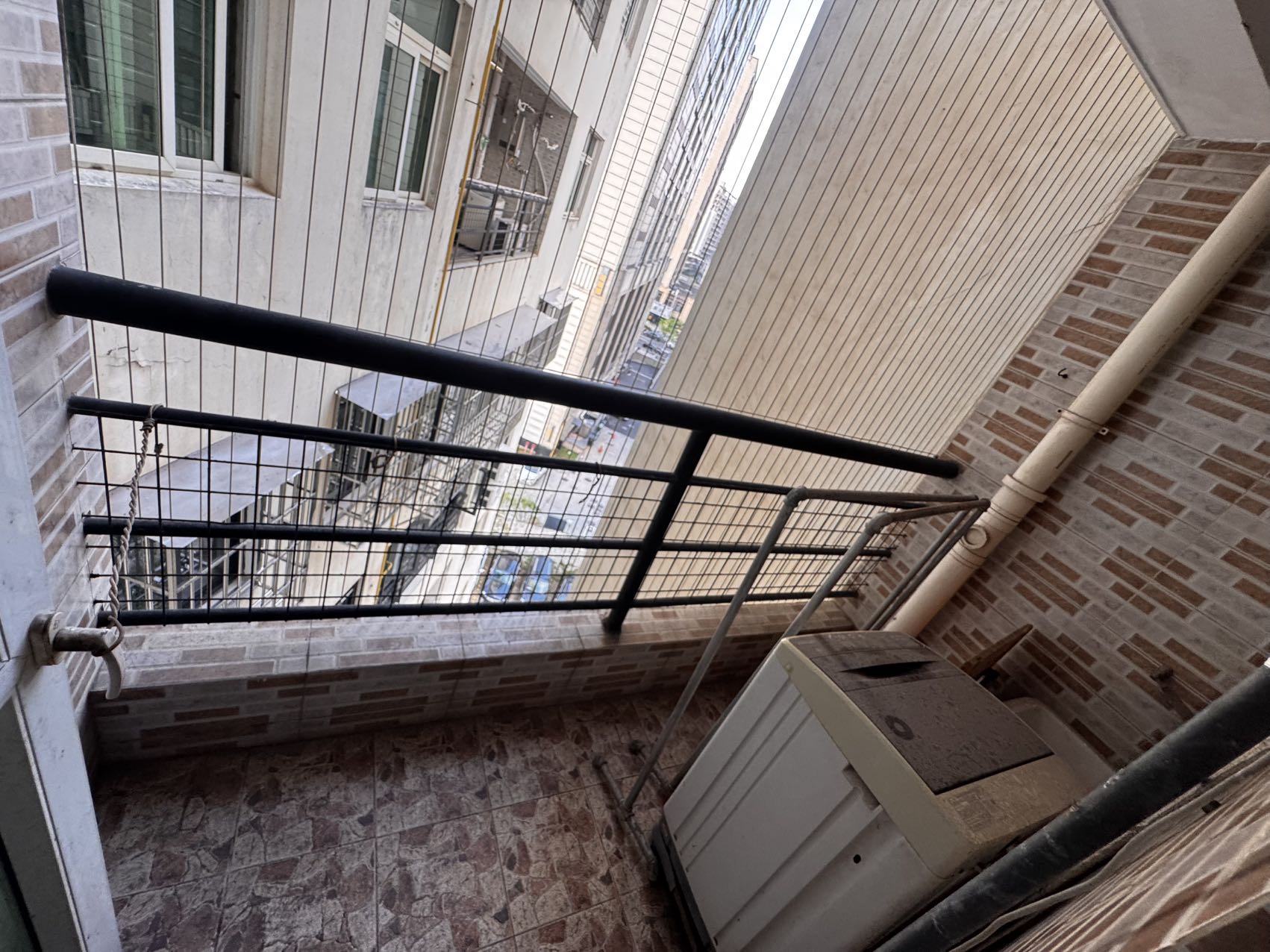 滨海明珠  2室1厅1卫    103.0万 滨海明珠  2室1厅1卫    103.0万室内图