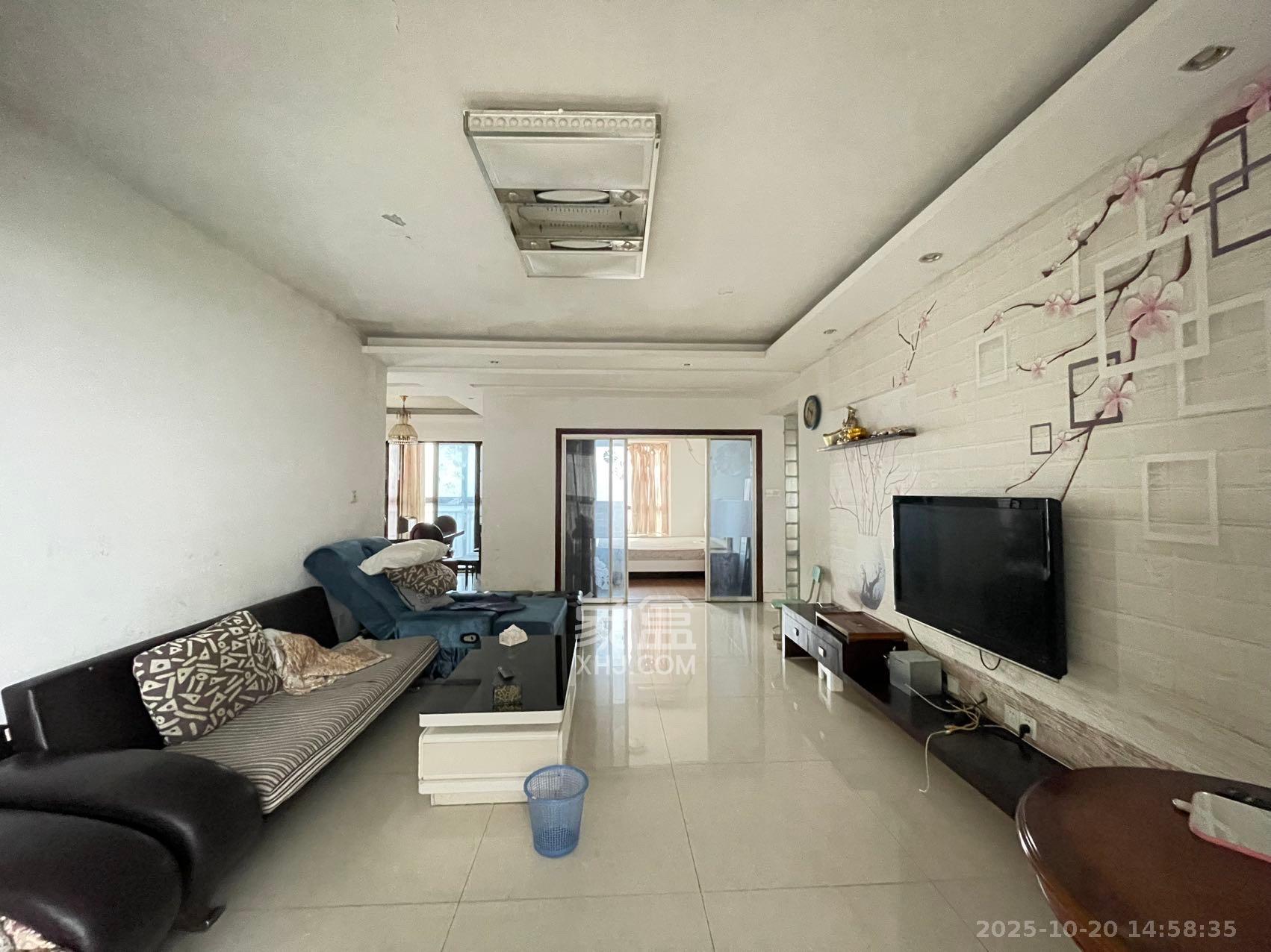 圆梦完美生活  3室2厅2卫    2100.0元/月室内图